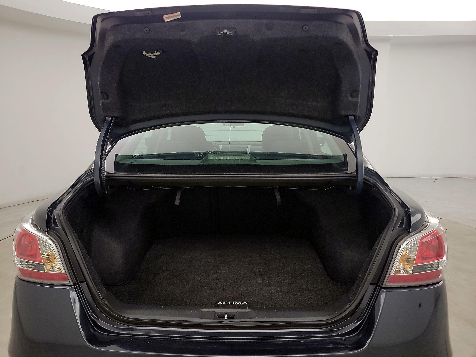 Thumbnail: 2014 Nissan Altima - 20