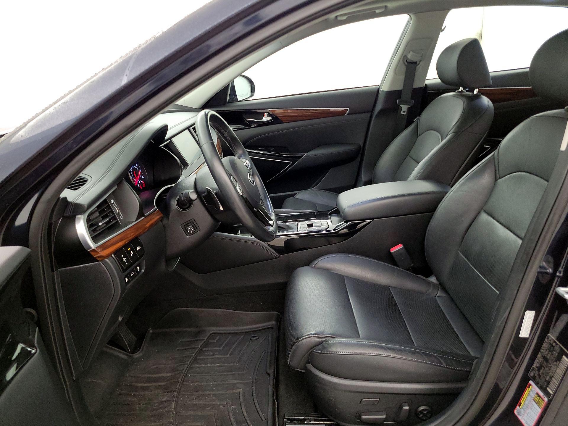 Thumbnail: 2017 Kia Cadenza - 11