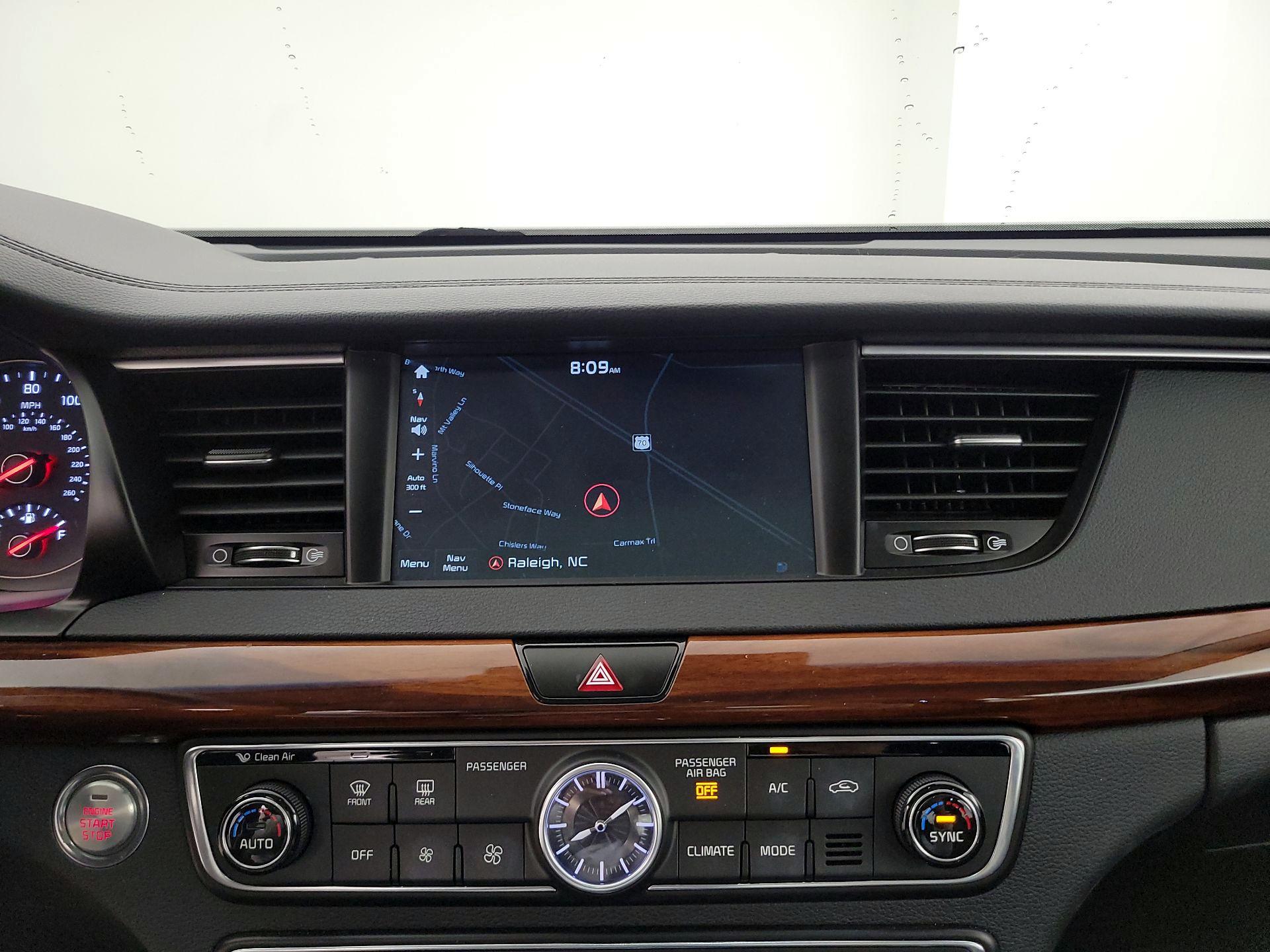 Thumbnail: 2017 Kia Cadenza - 14