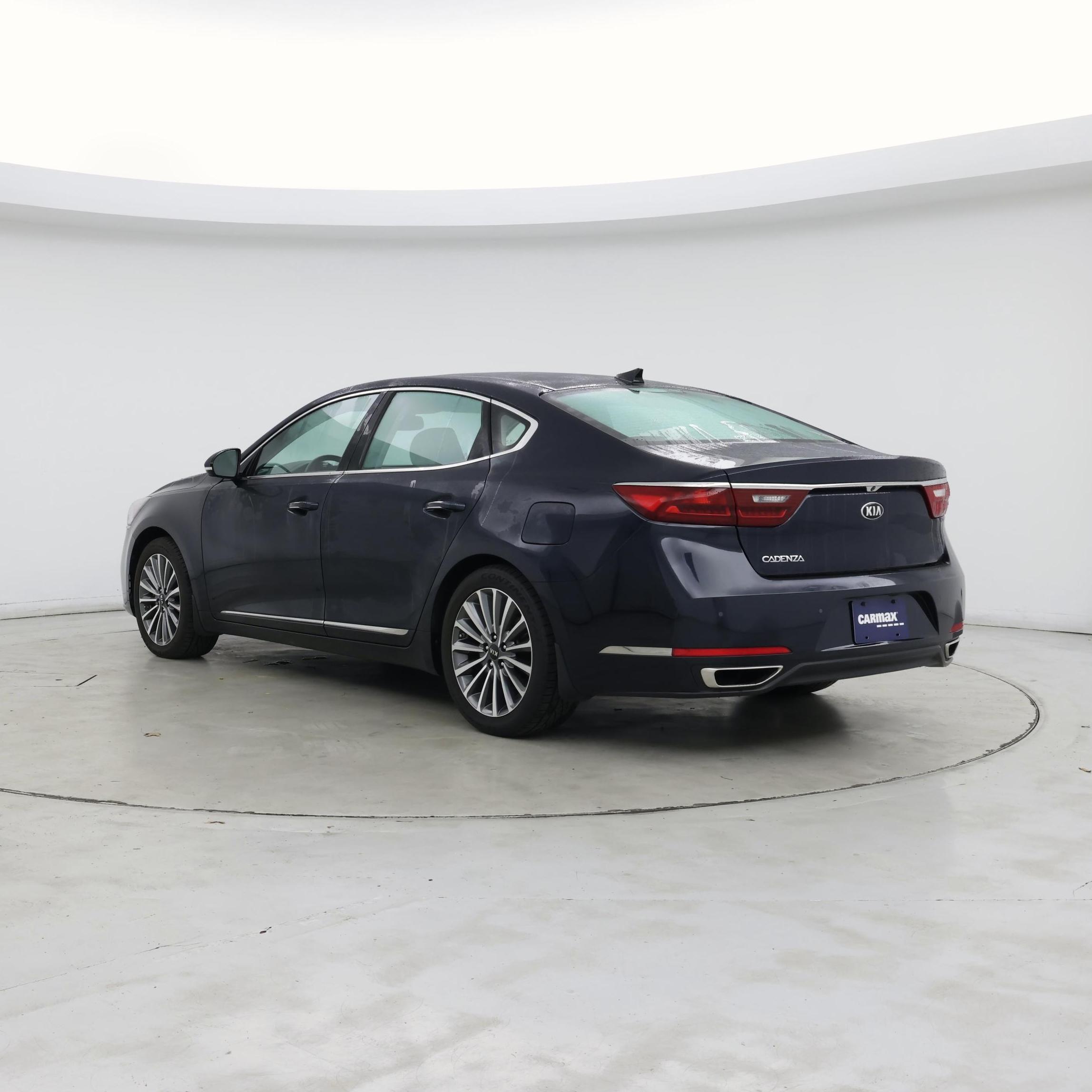 Thumbnail: 2017 Kia Cadenza - 2