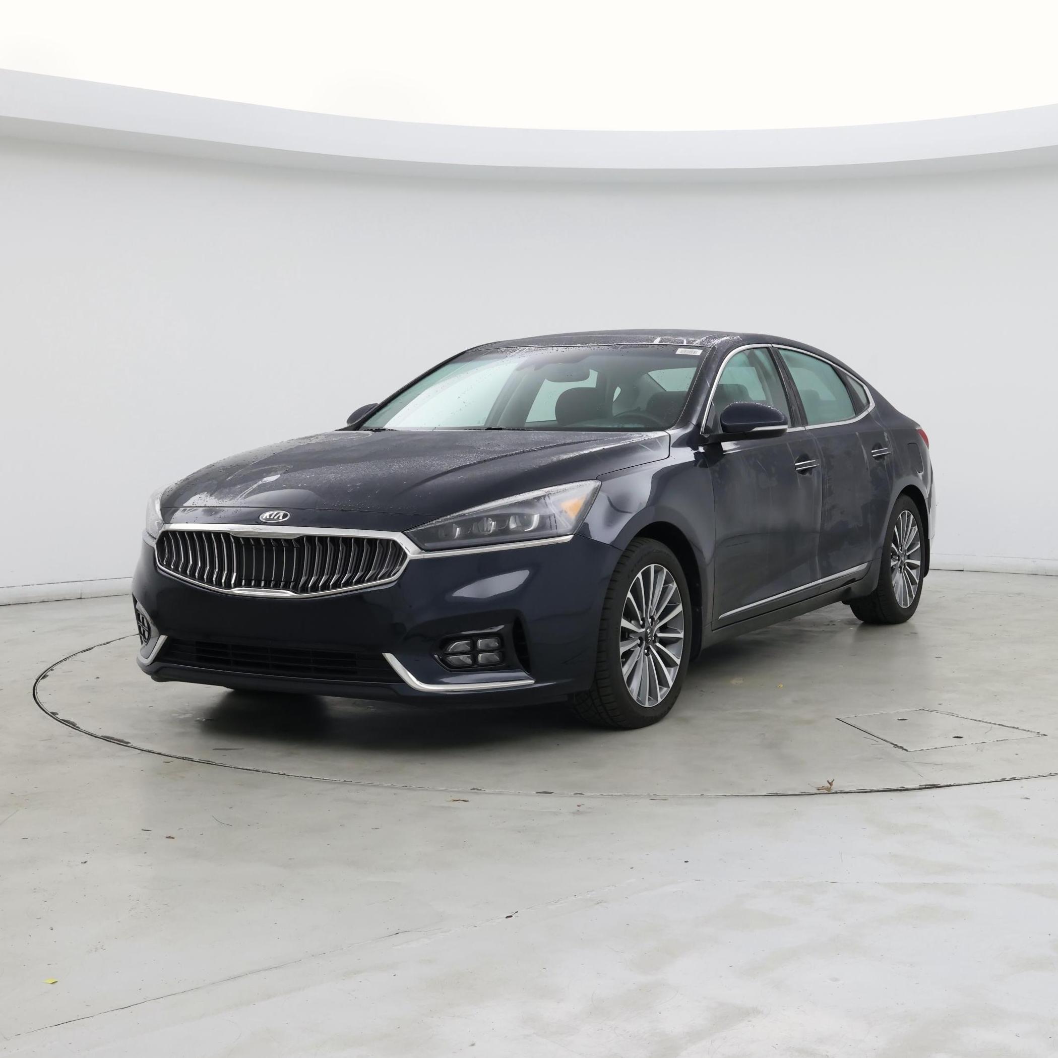 Thumbnail: 2017 Kia Cadenza - 4