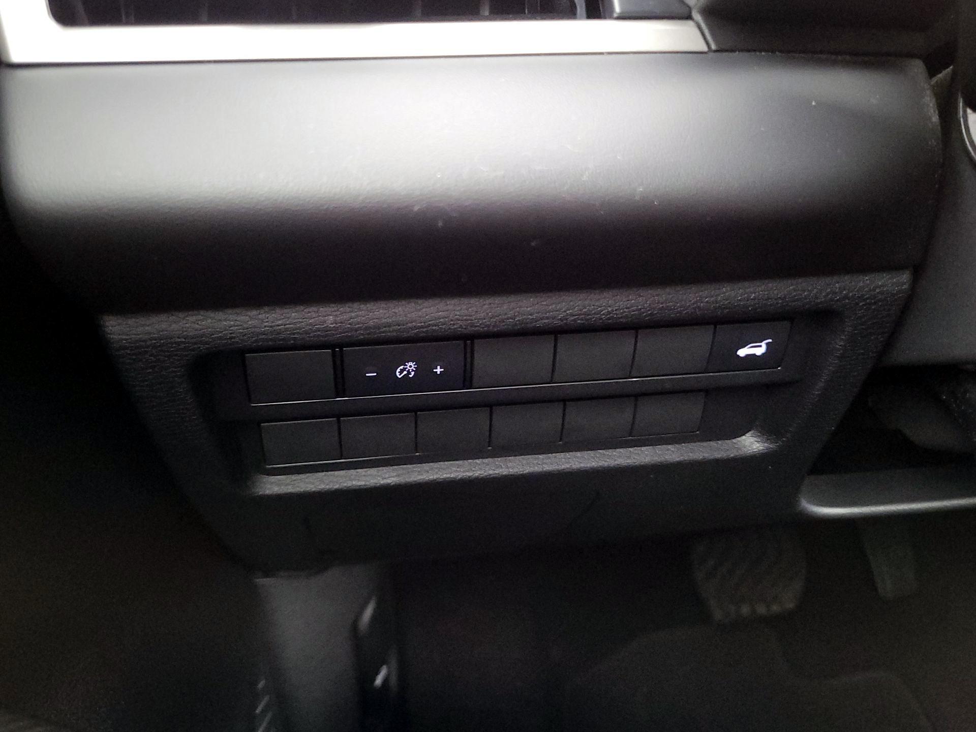 Thumbnail: 2024 Mitsubishi Outlander - 13