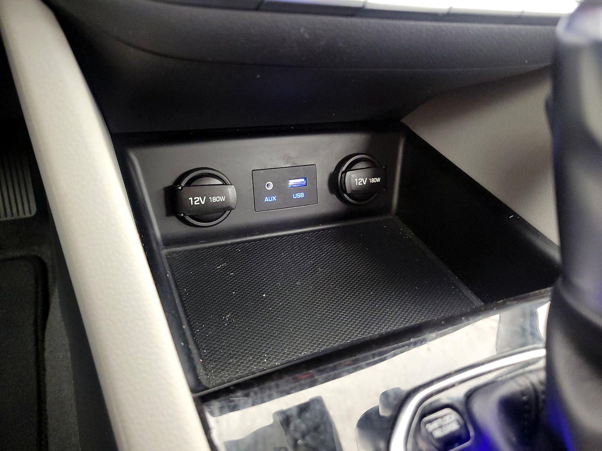 Thumbnail: 2019 Hyundai Ioniq - 18