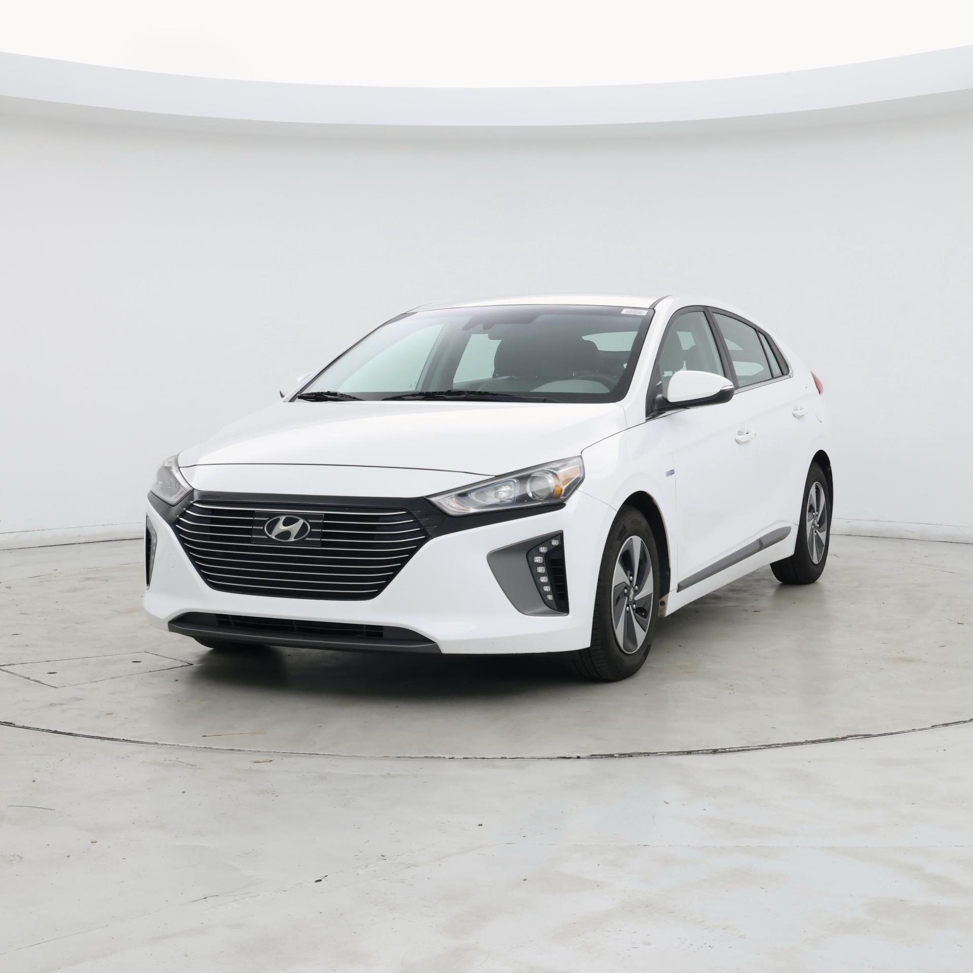 Thumbnail: 2019 Hyundai Ioniq - 4
