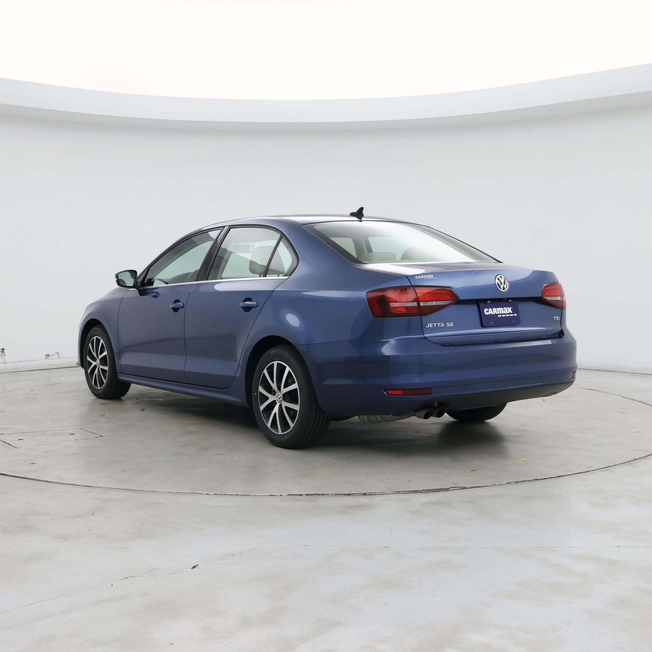 Thumbnail: 2017 Volkswagen Jetta - 2