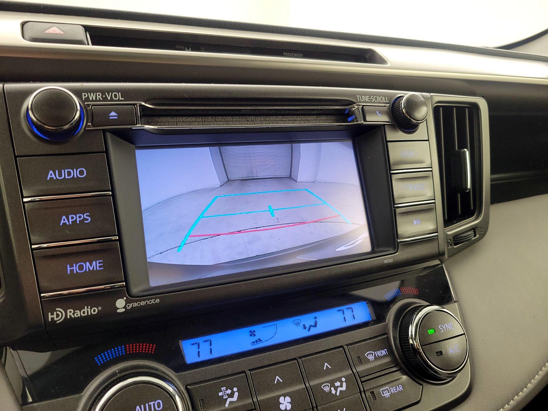 Thumbnail: 2015 Toyota RAV4 - 14