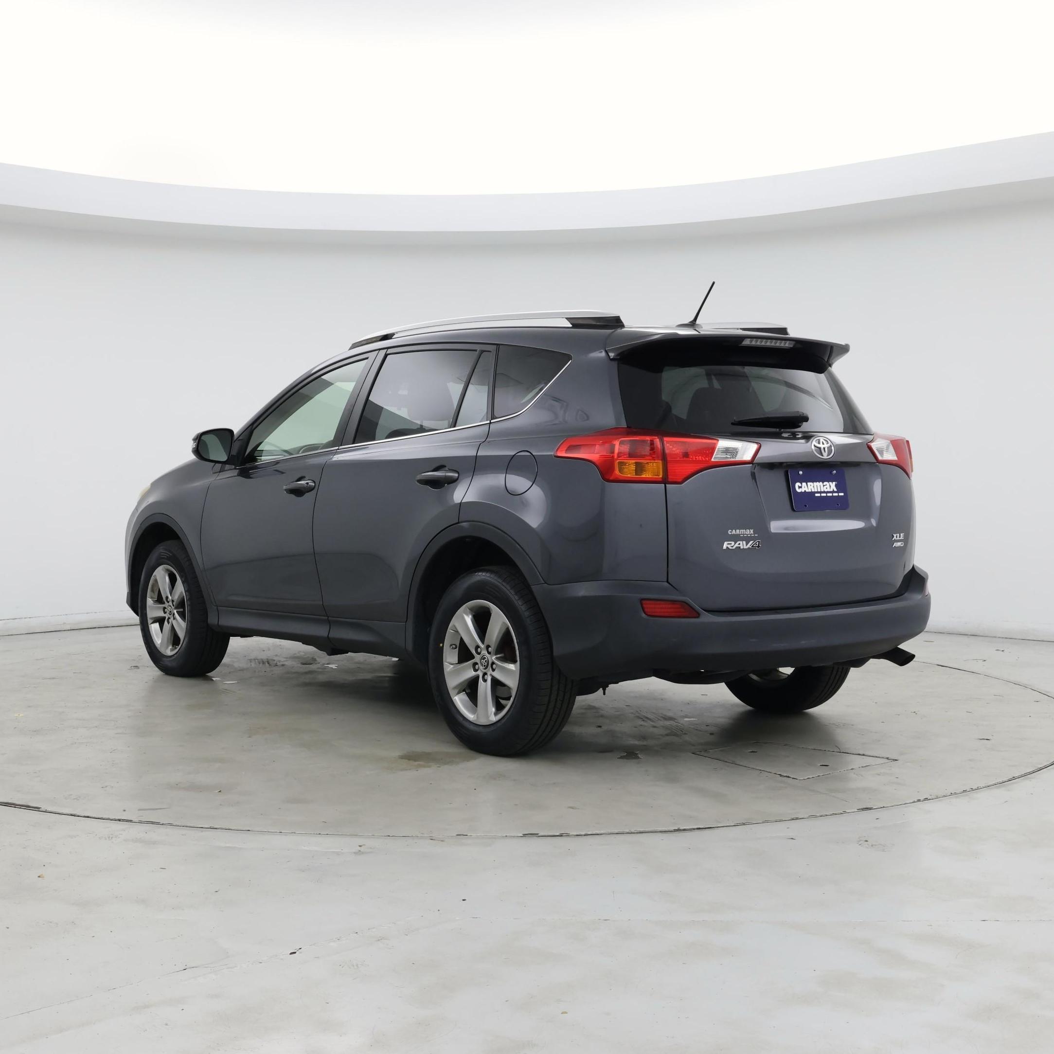Thumbnail: 2015 Toyota RAV4 - 2