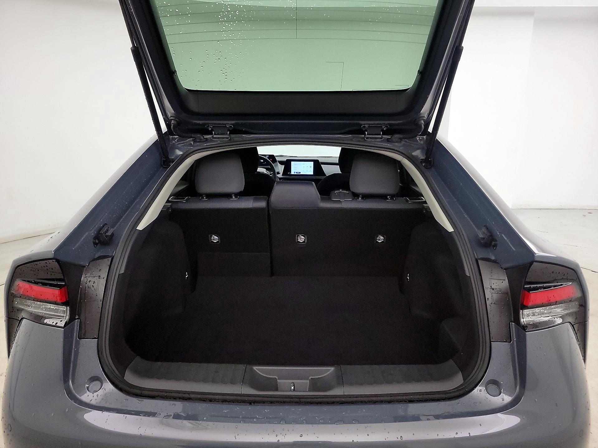 Thumbnail: 2024 Toyota Prius - 20