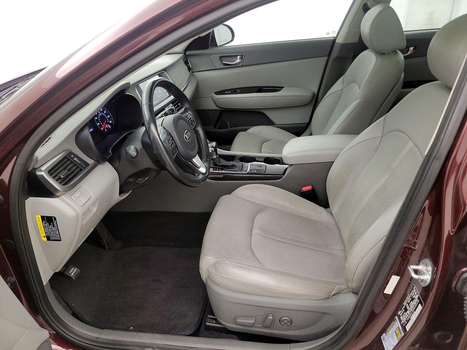 Thumbnail: 2016 Kia Optima - 11