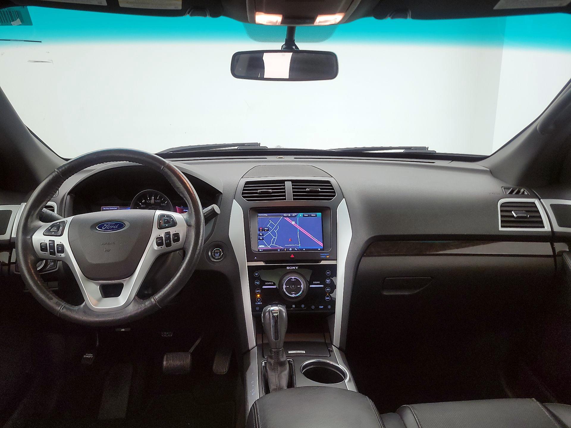 Thumbnail: 2014 Ford Explorer - 9