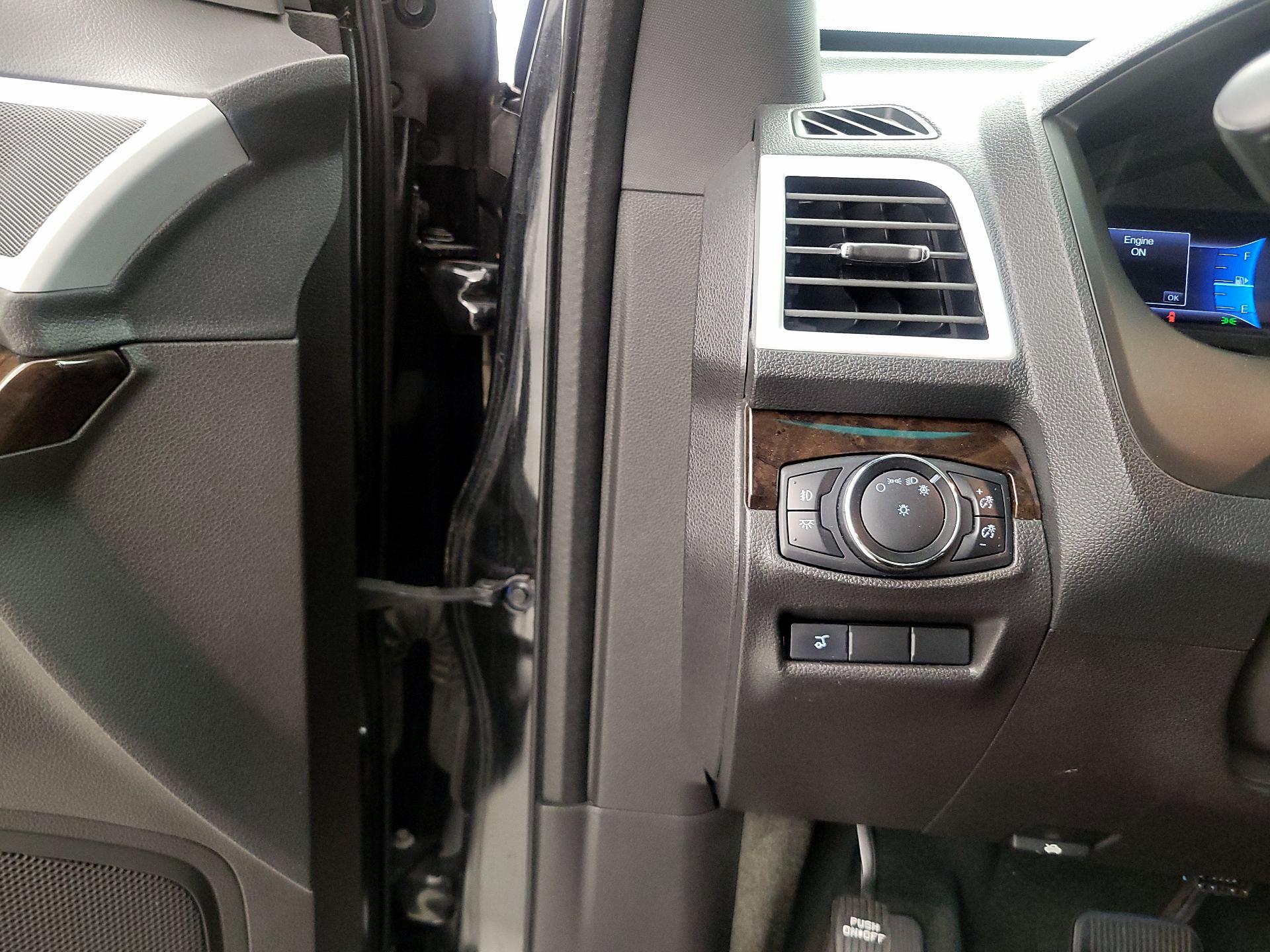 Thumbnail: 2014 Ford Explorer - 13