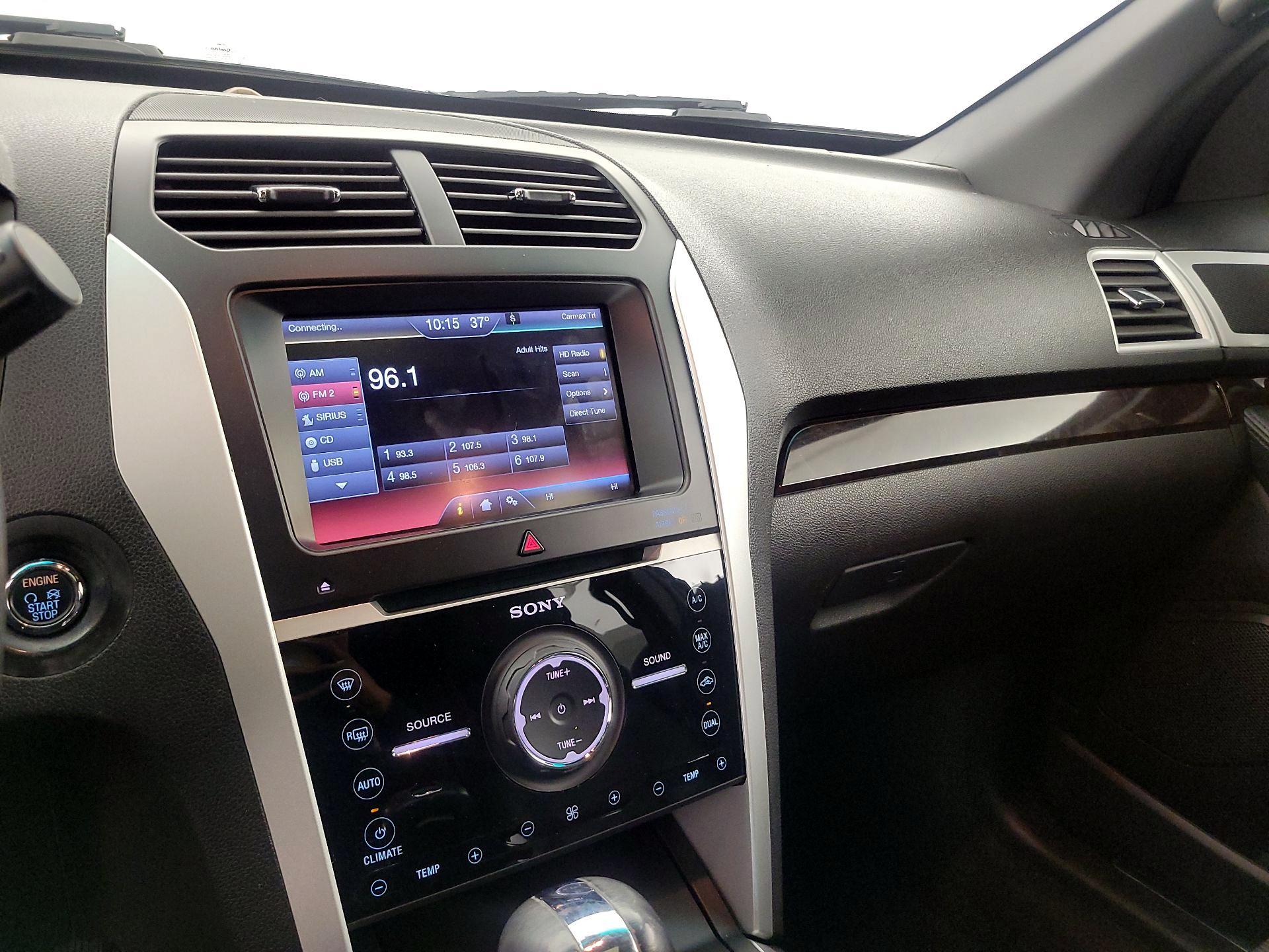 Thumbnail: 2014 Ford Explorer - 16