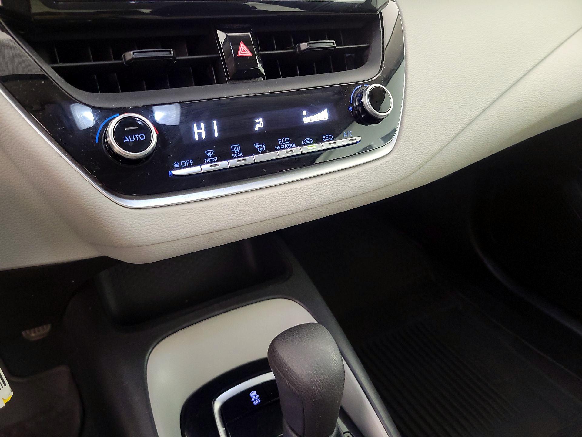 Thumbnail: 2022 Toyota Corolla - 16