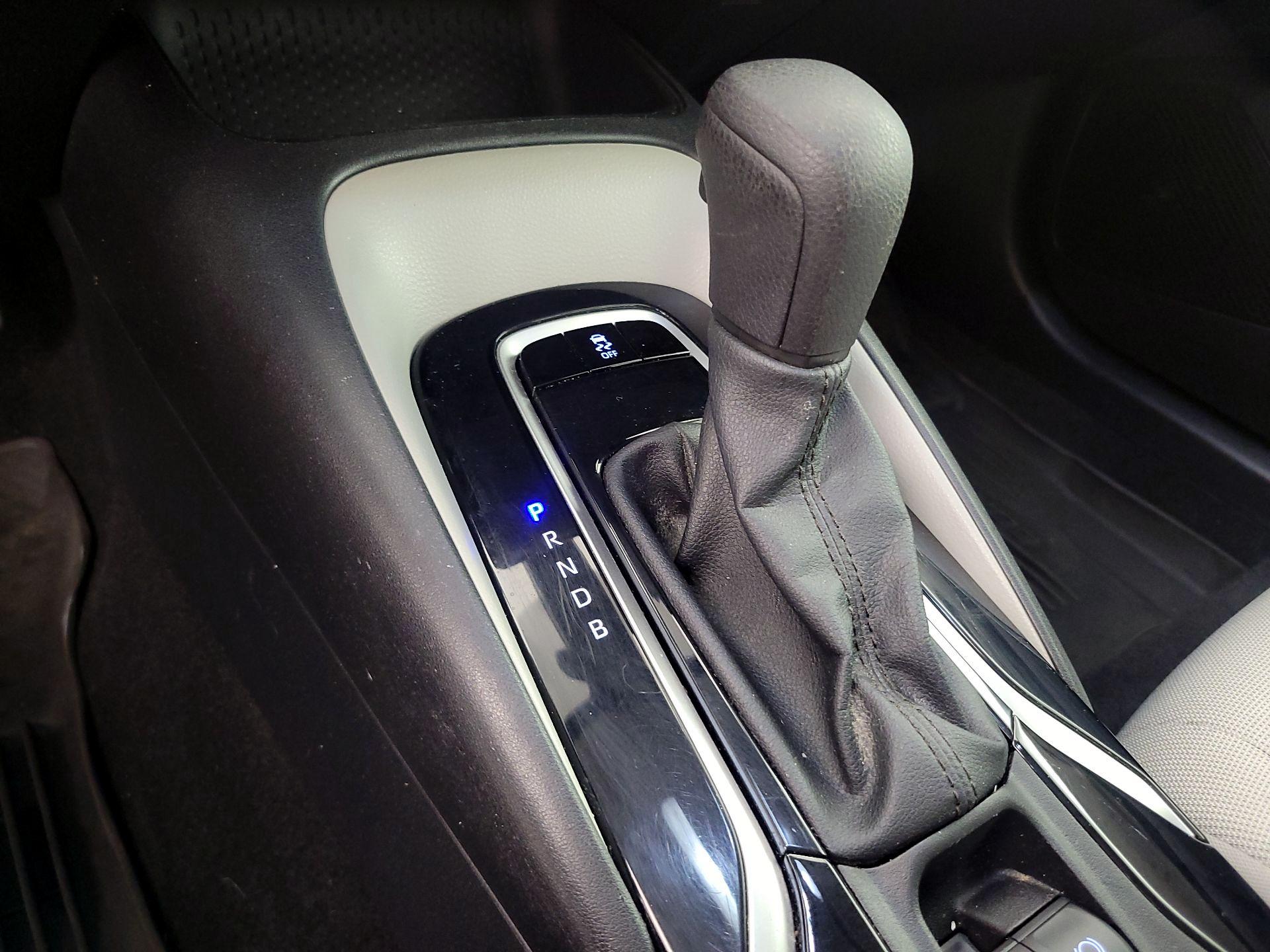 Thumbnail: 2022 Toyota Corolla - 17