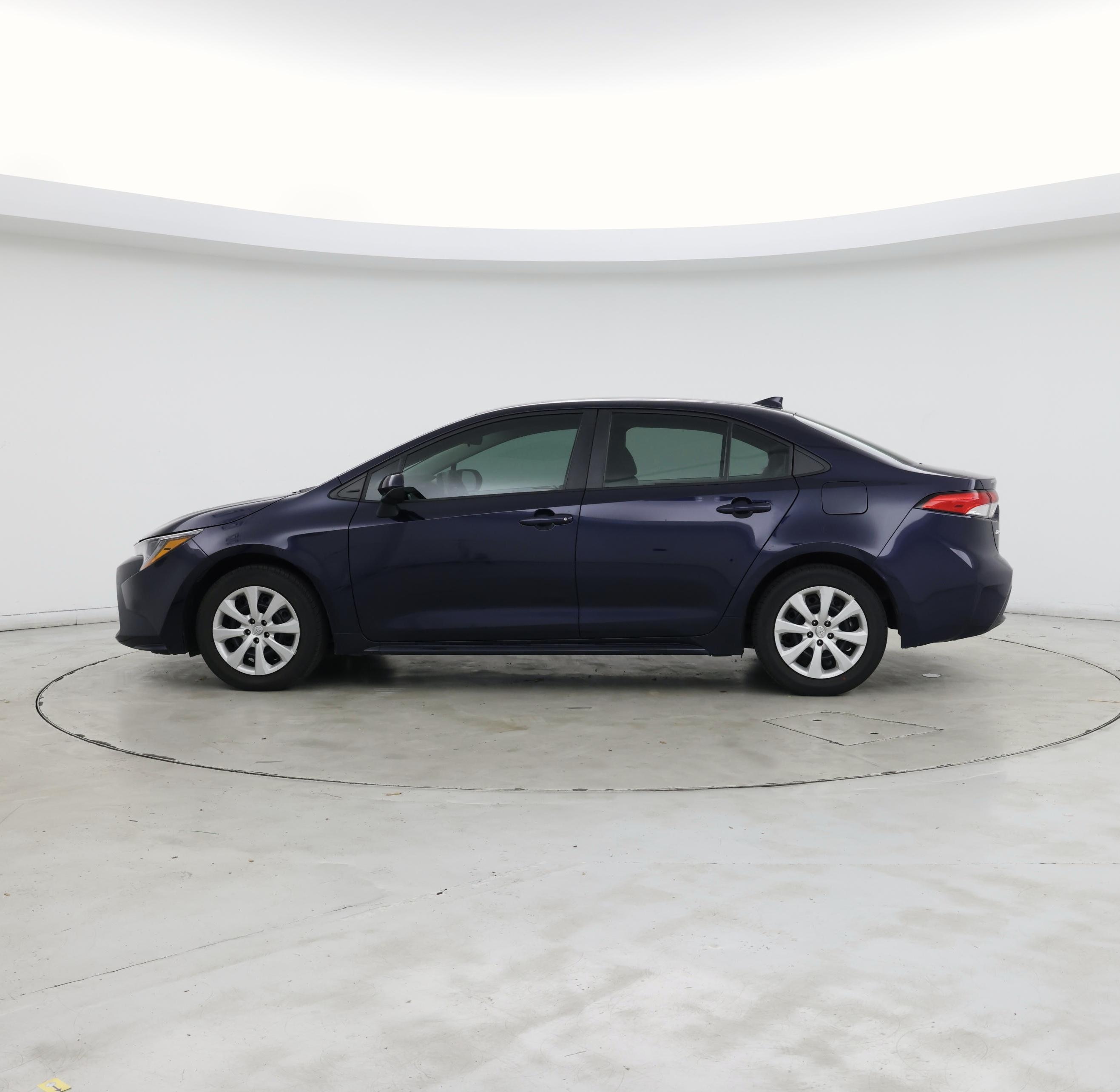 Thumbnail: 2022 Toyota Corolla - 3