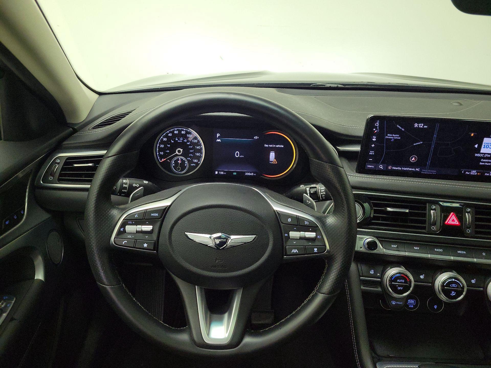 Thumbnail: 2022 Genesis G70 - 10