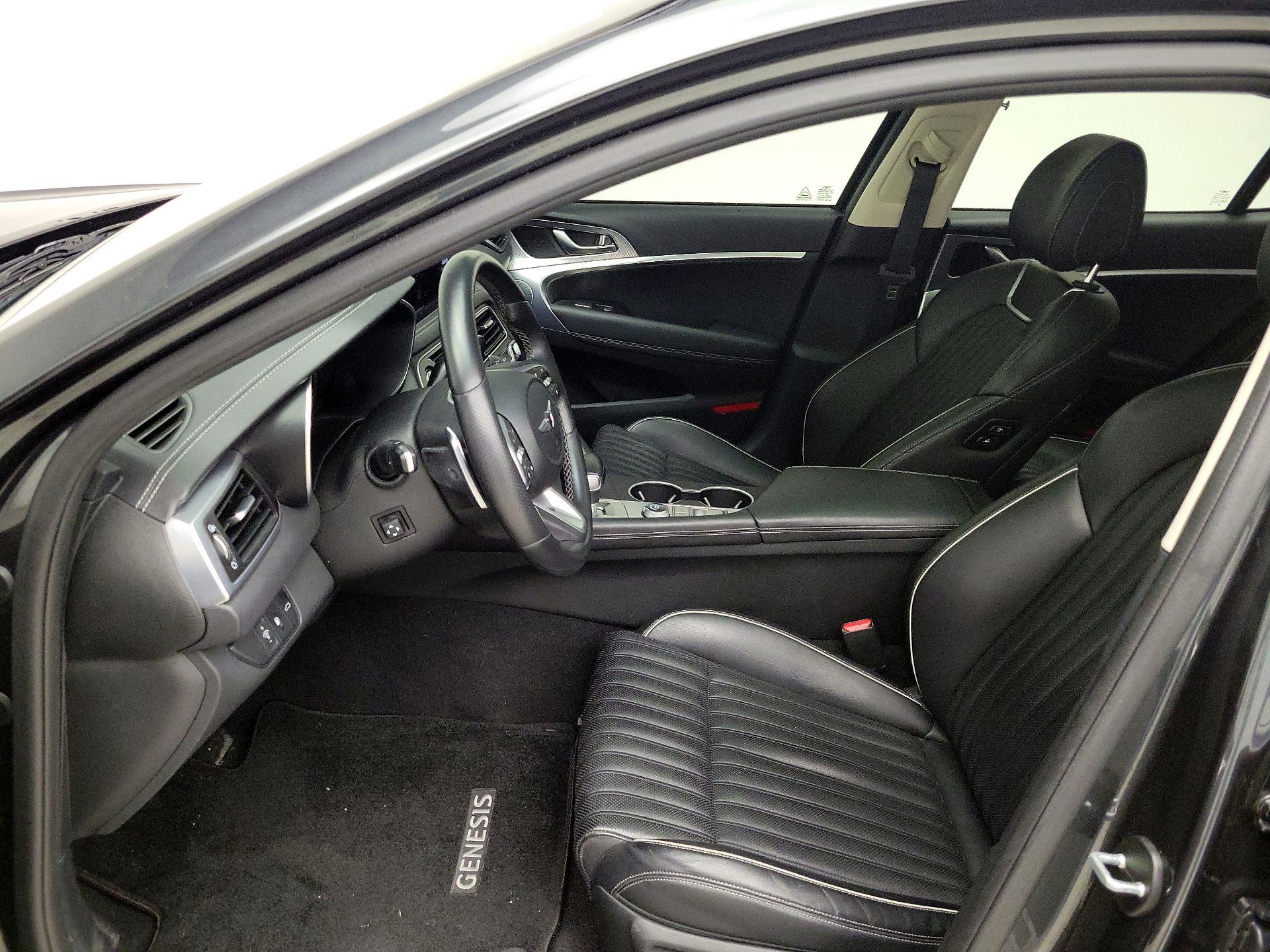 Thumbnail: 2022 Genesis G70 - 11