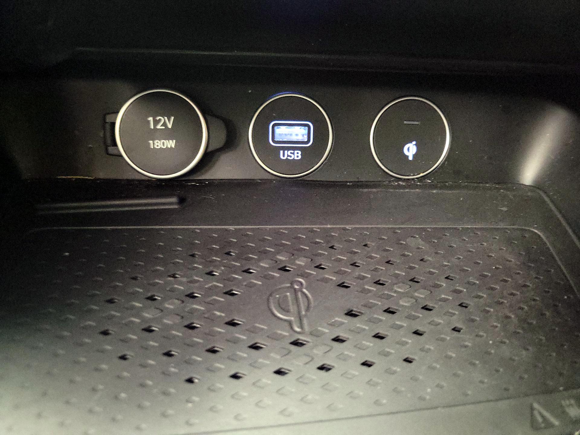 Thumbnail: 2022 Genesis G70 - 19