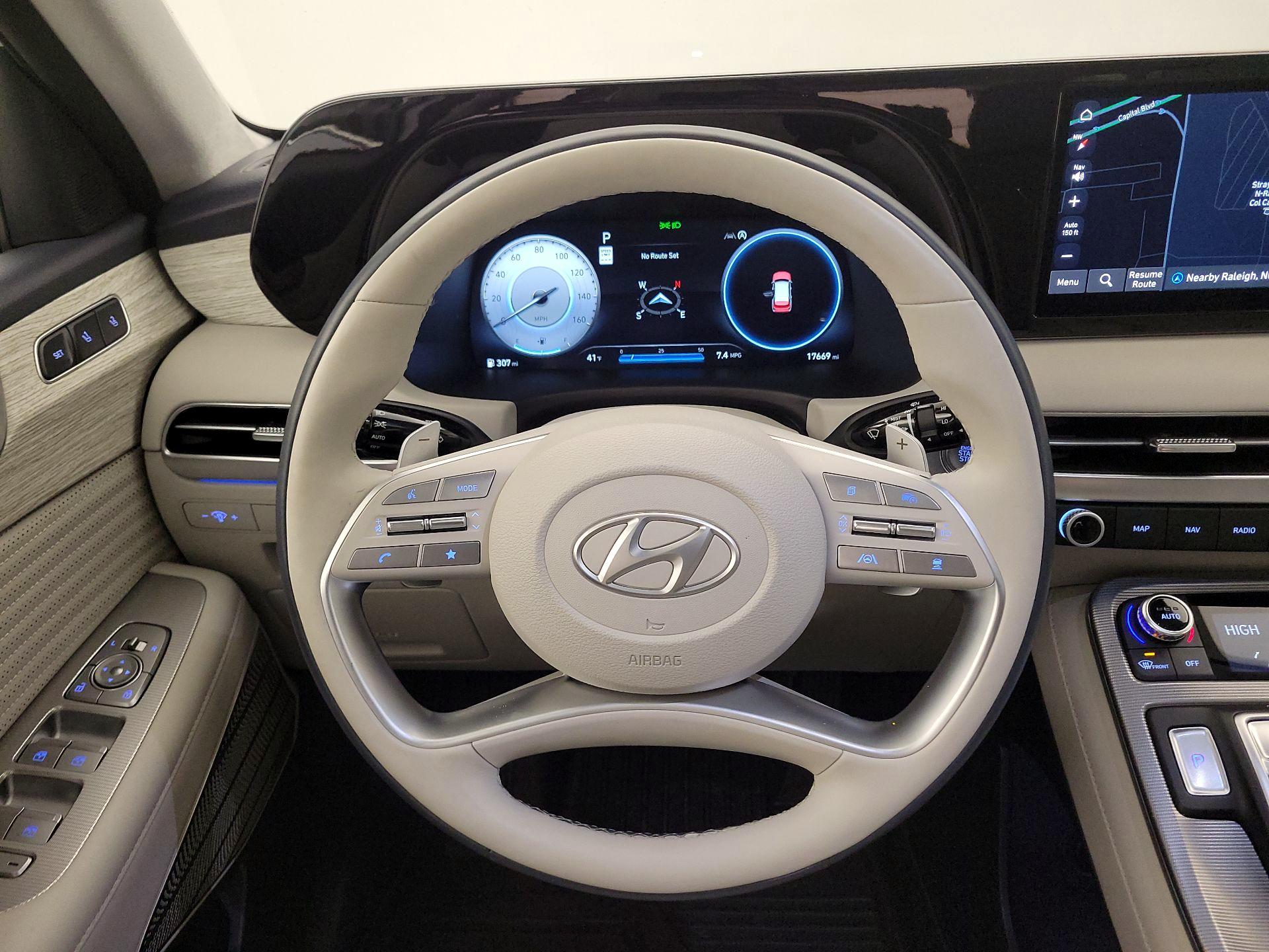 Thumbnail: 2025 Hyundai Palisade - 10