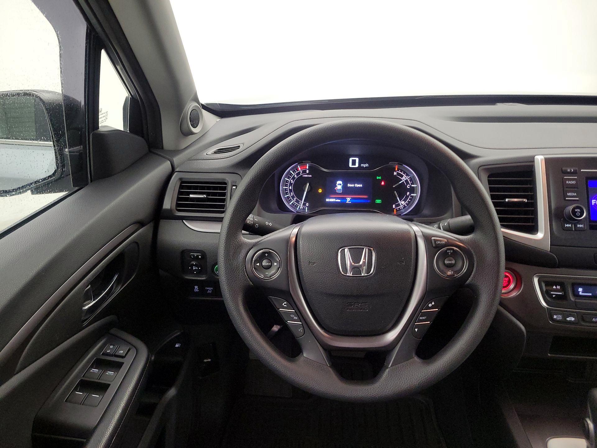 Thumbnail: 2019 Honda Ridgeline - 10