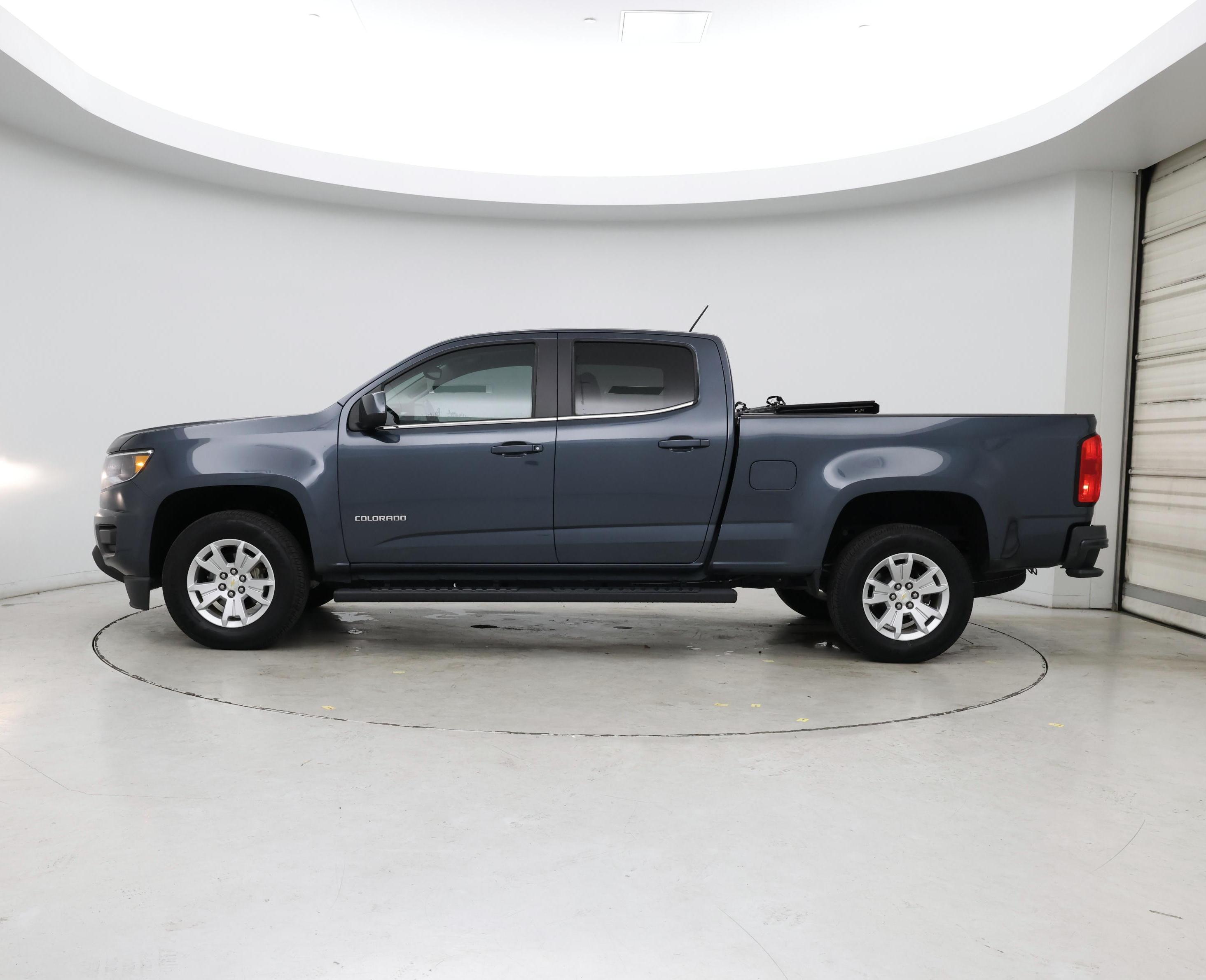 Thumbnail: 2019 Chevrolet Colorado - 3