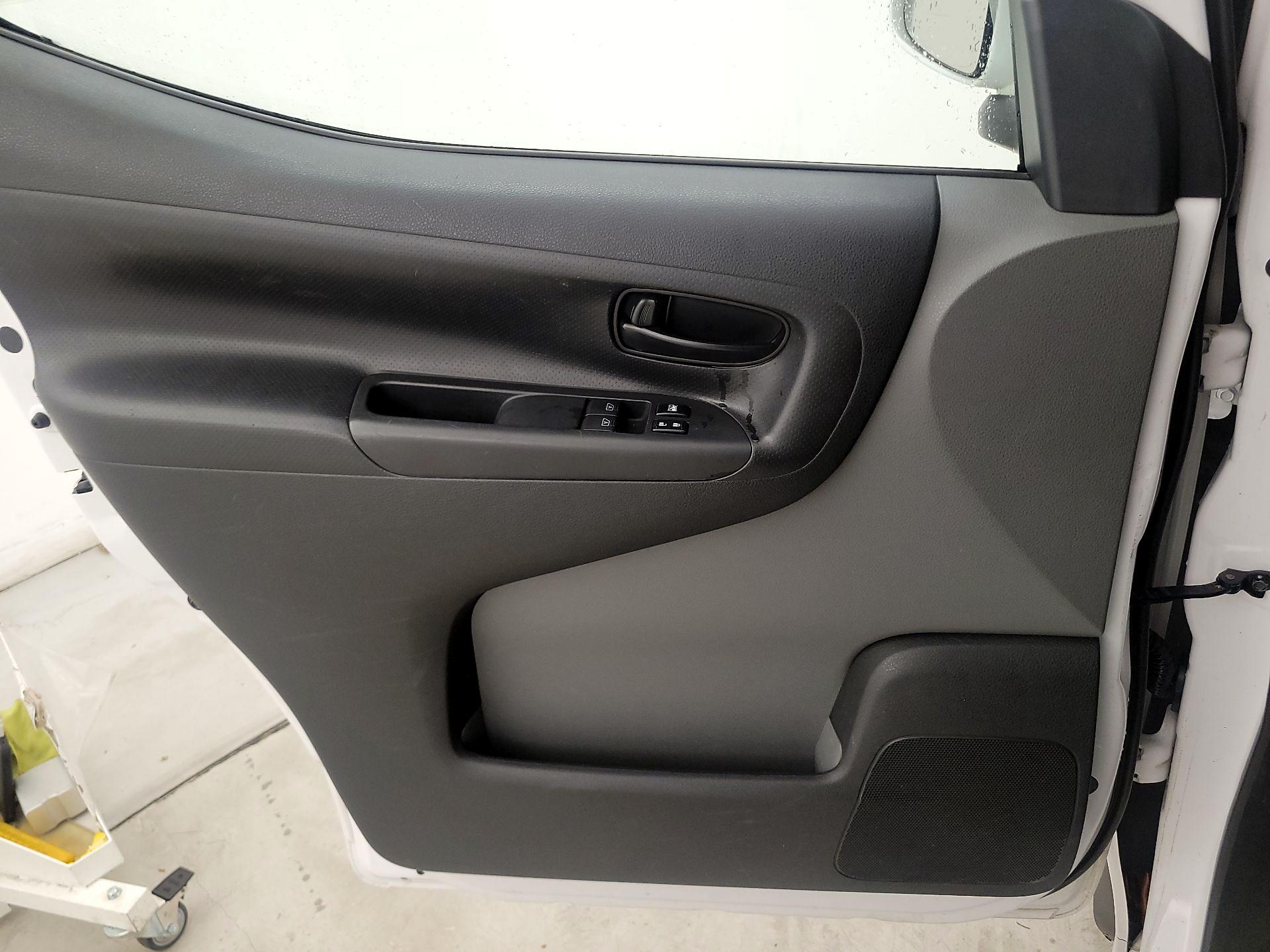 Thumbnail: 2018 Nissan NV200 - 12