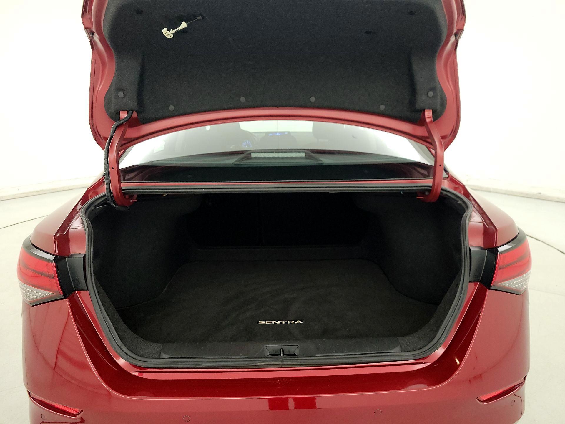 Thumbnail: 2023 Nissan Sentra - 19