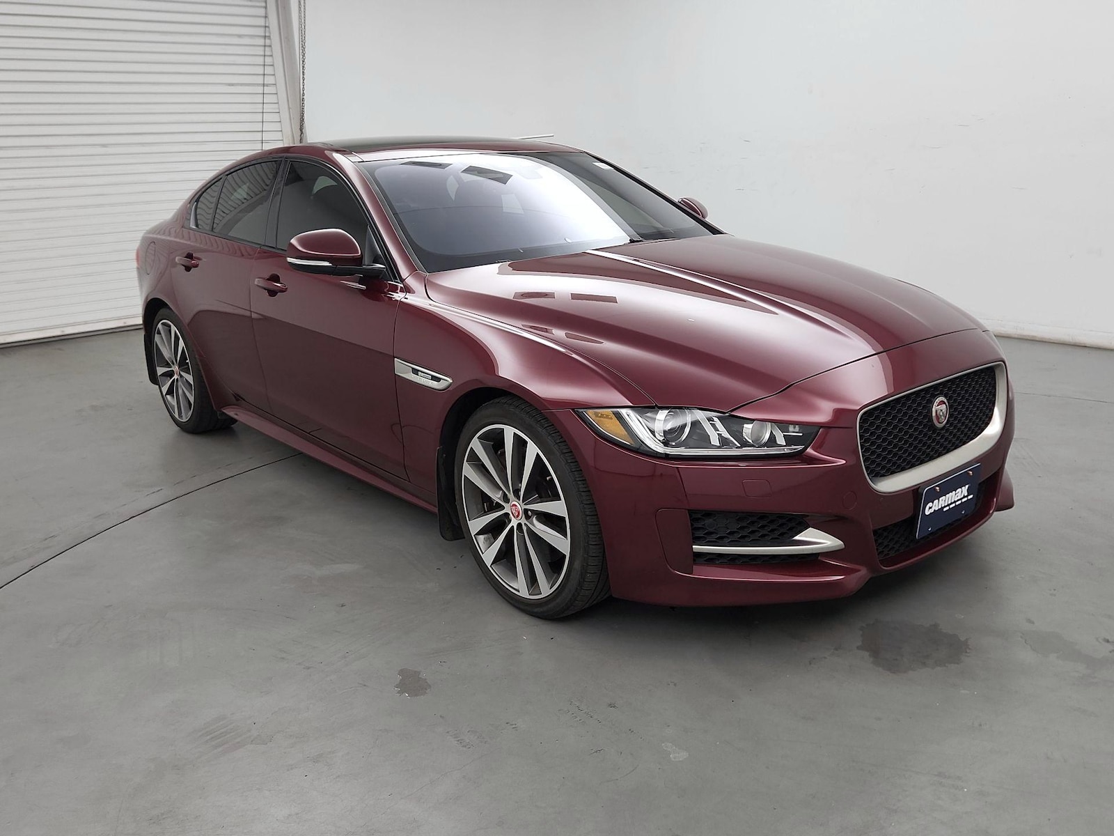 2017 Jaguar XE R-Sport