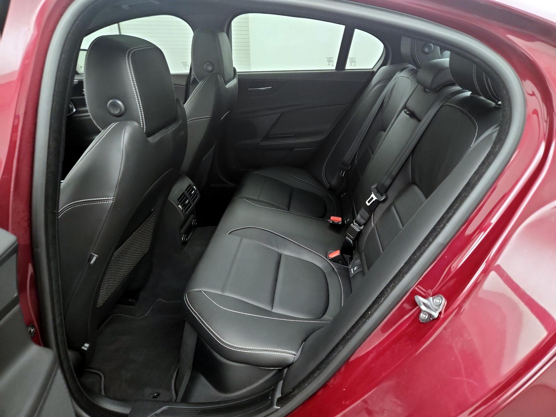 Thumbnail: 2017 Jaguar XE - 19