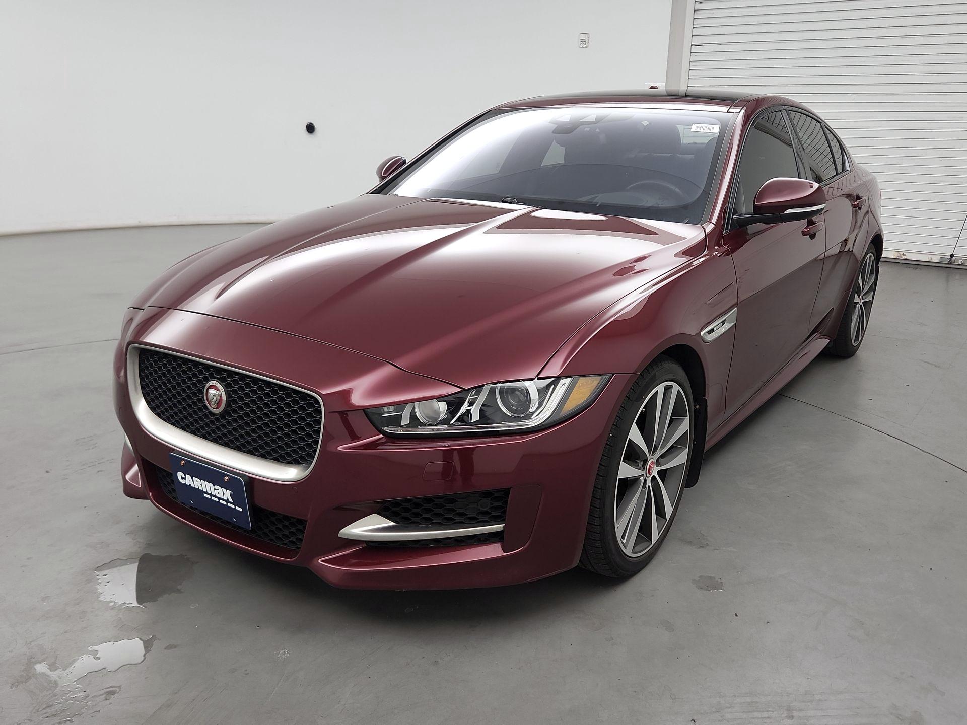 Thumbnail: 2017 Jaguar XE - 3