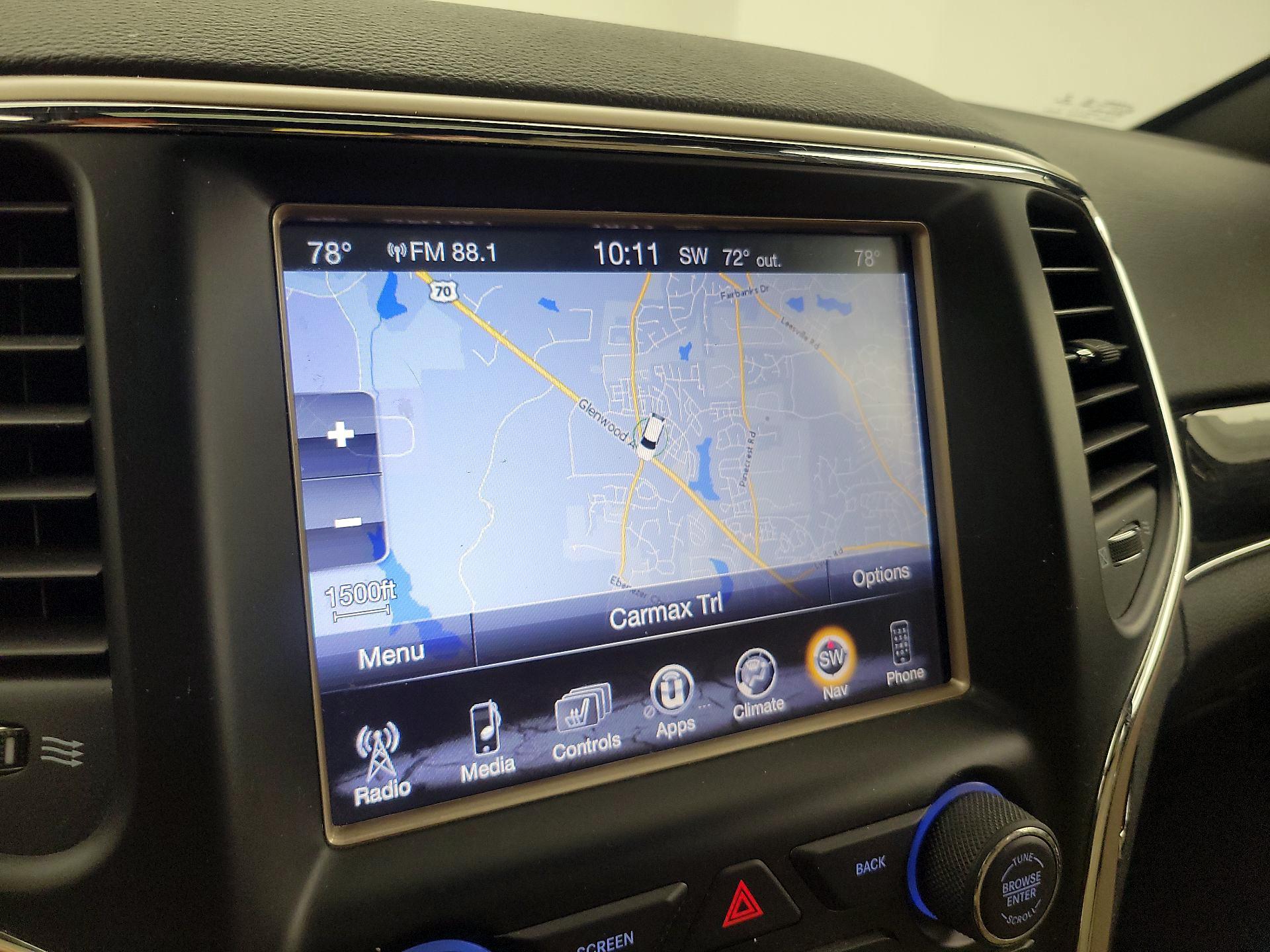 Thumbnail: 2016 Jeep Grand Cherokee - 14