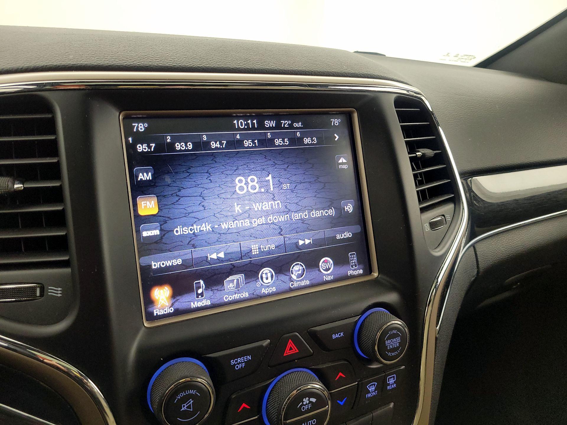 Thumbnail: 2016 Jeep Grand Cherokee - 16