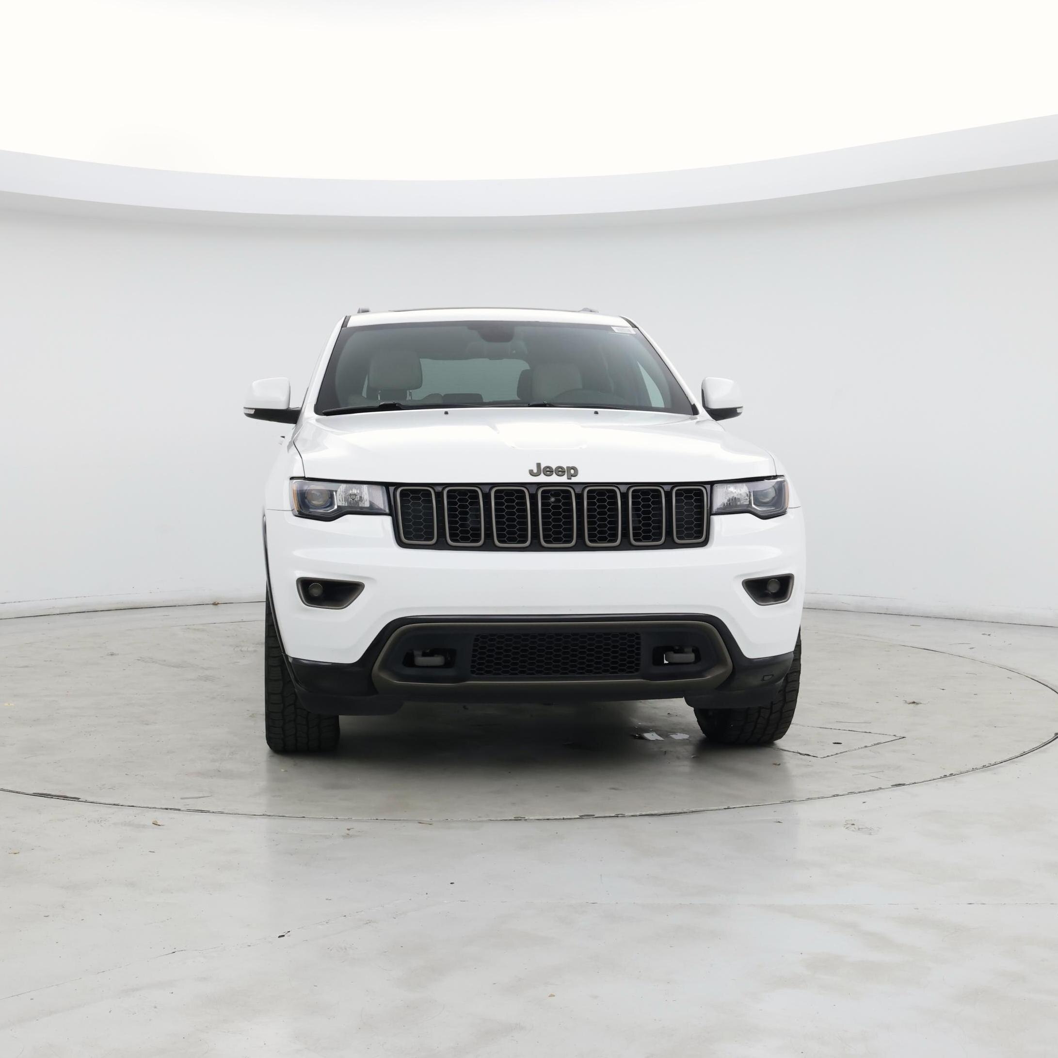 Thumbnail: 2016 Jeep Grand Cherokee - 5