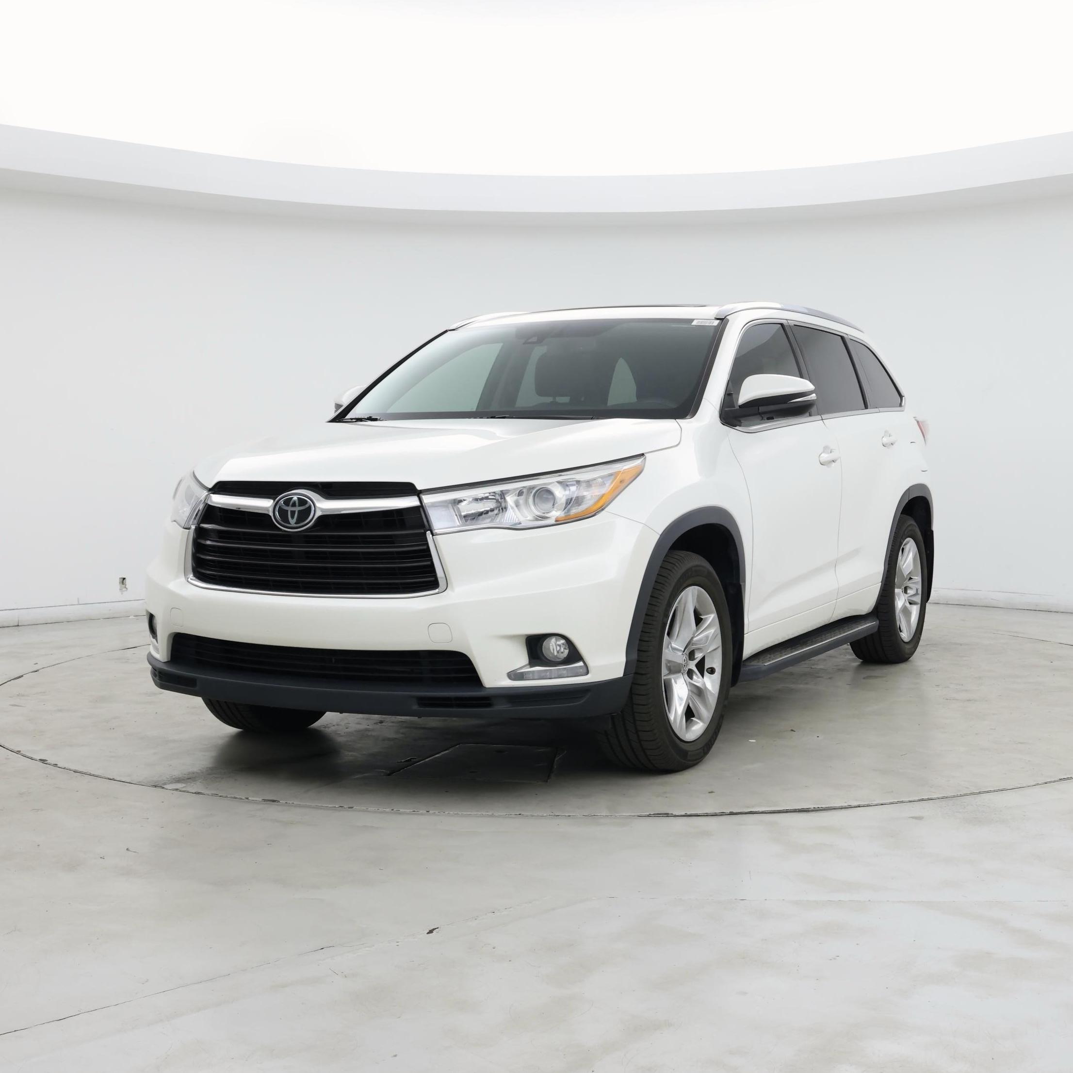Thumbnail: 2015 Toyota Highlander - 4