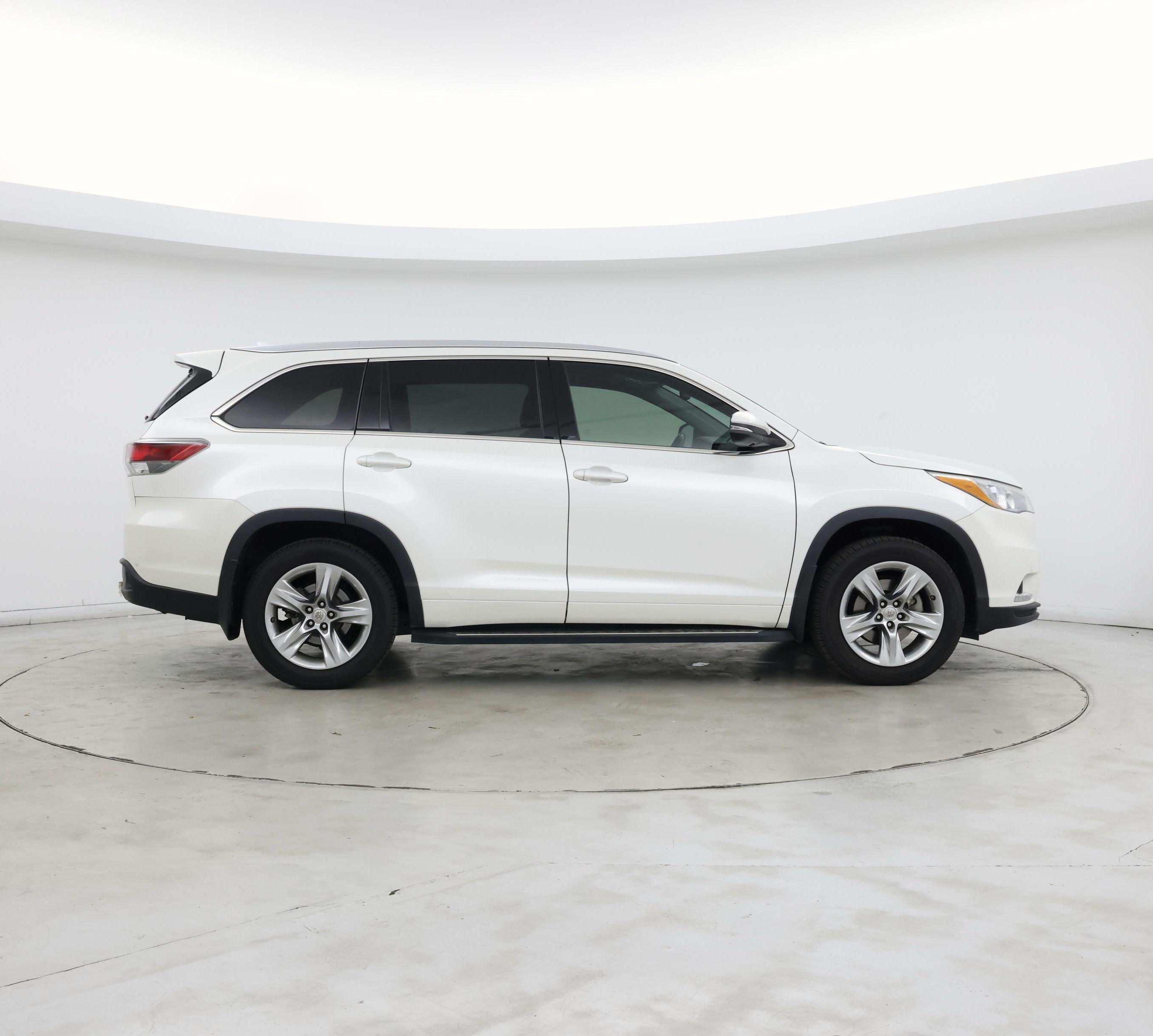 Thumbnail: 2015 Toyota Highlander - 7