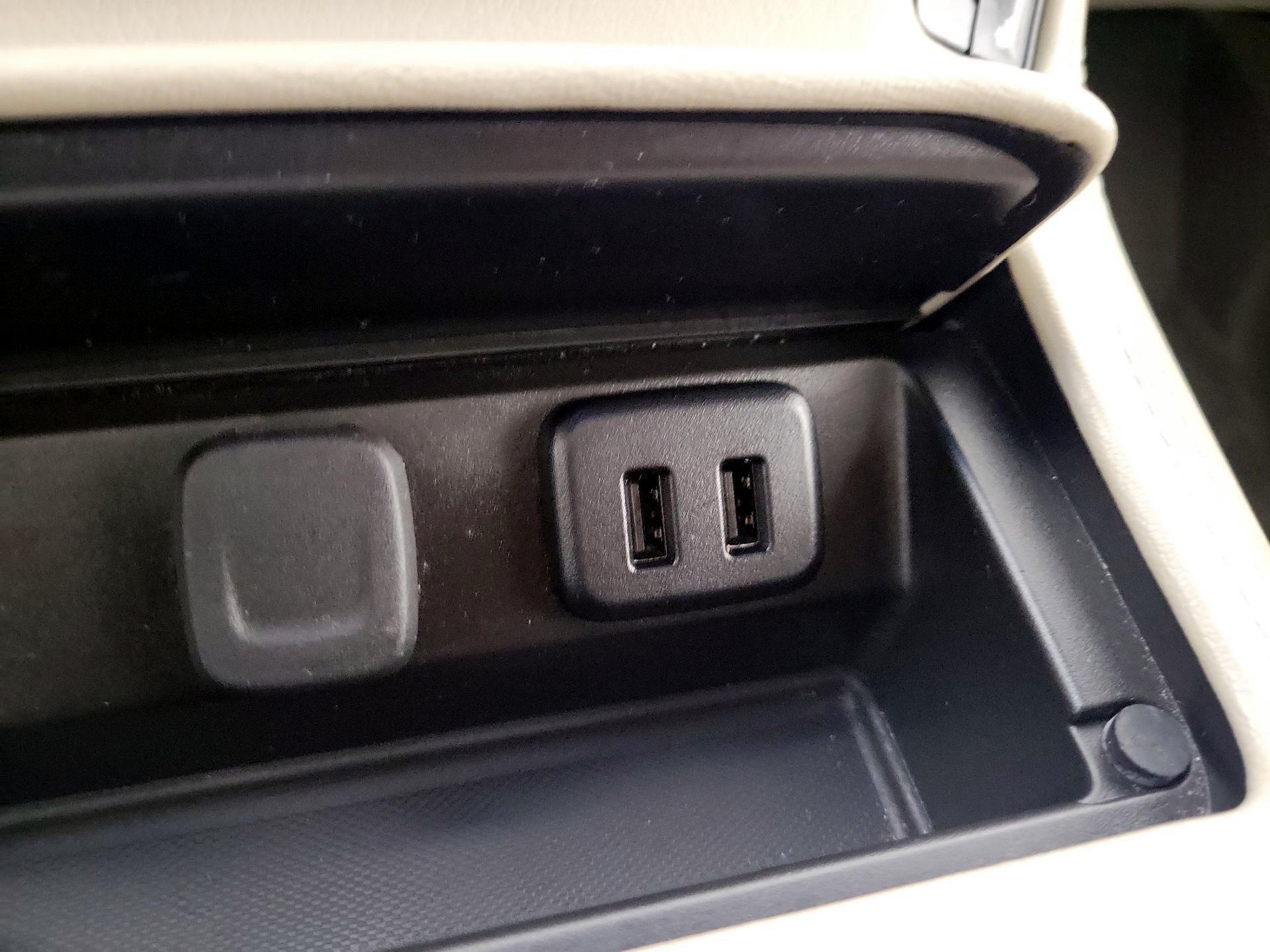 Thumbnail: 2020 GMC Yukon - 17