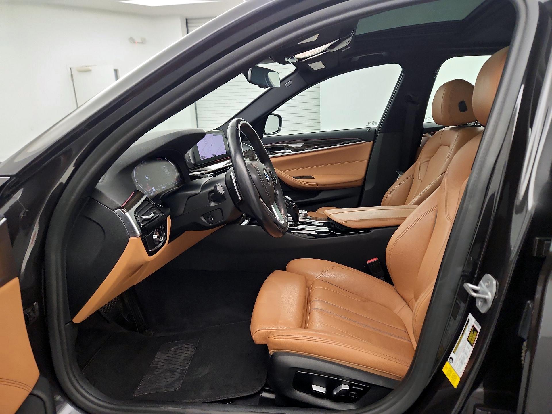 Thumbnail: 2020 BMW 5 Series - 9