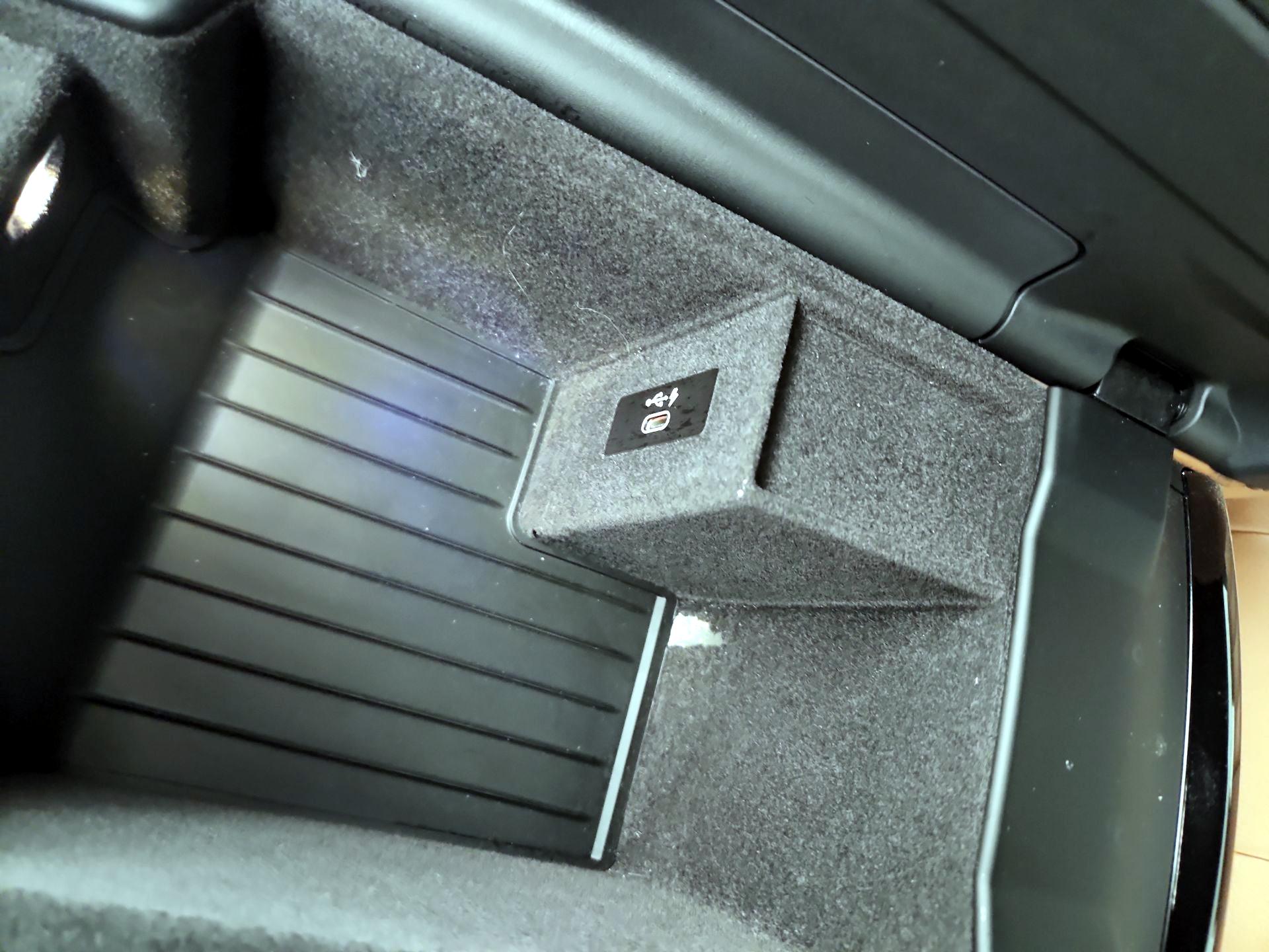 Thumbnail: 2020 BMW 5 Series - 17