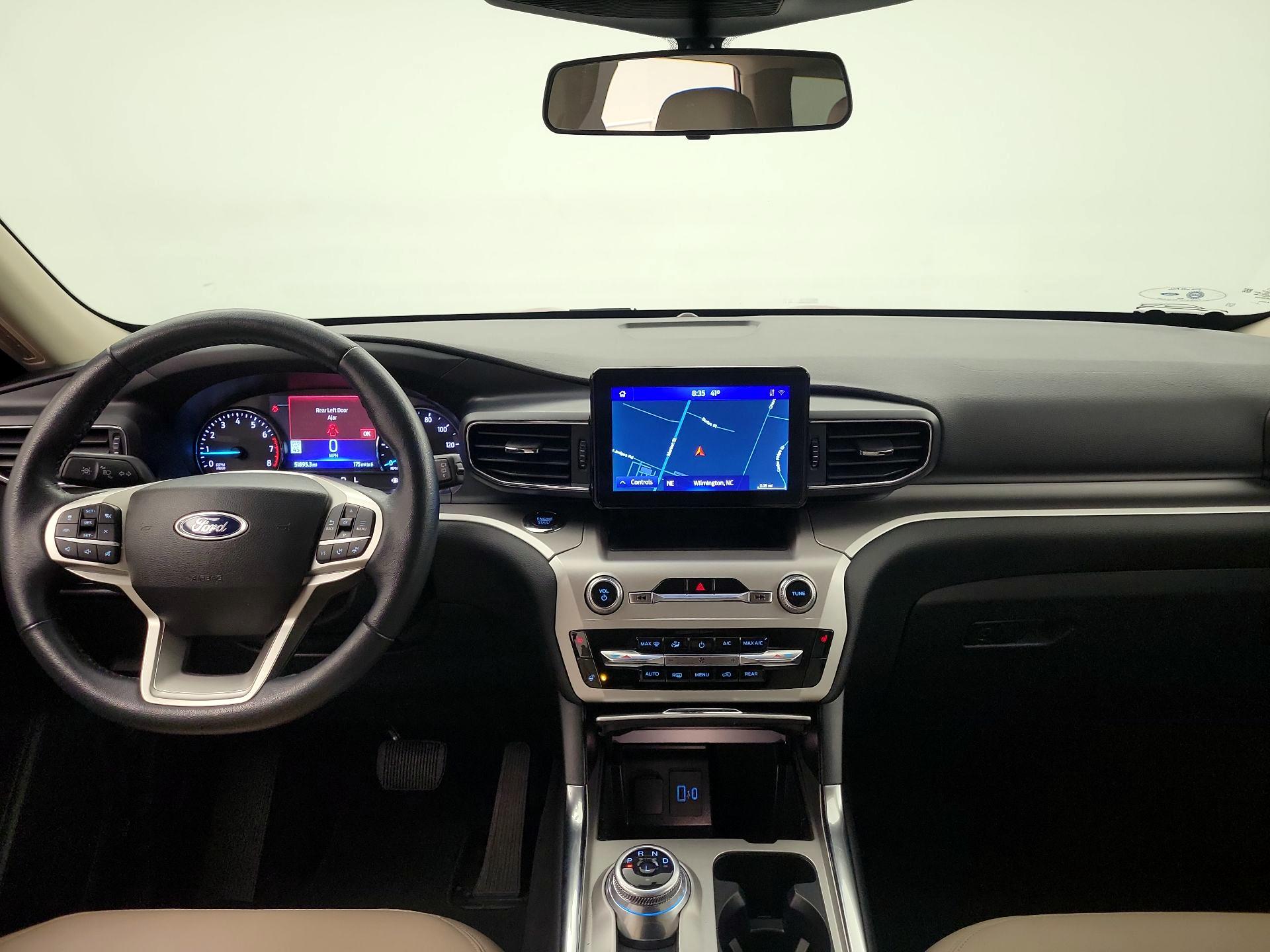 Thumbnail: 2022 Ford Explorer - 8