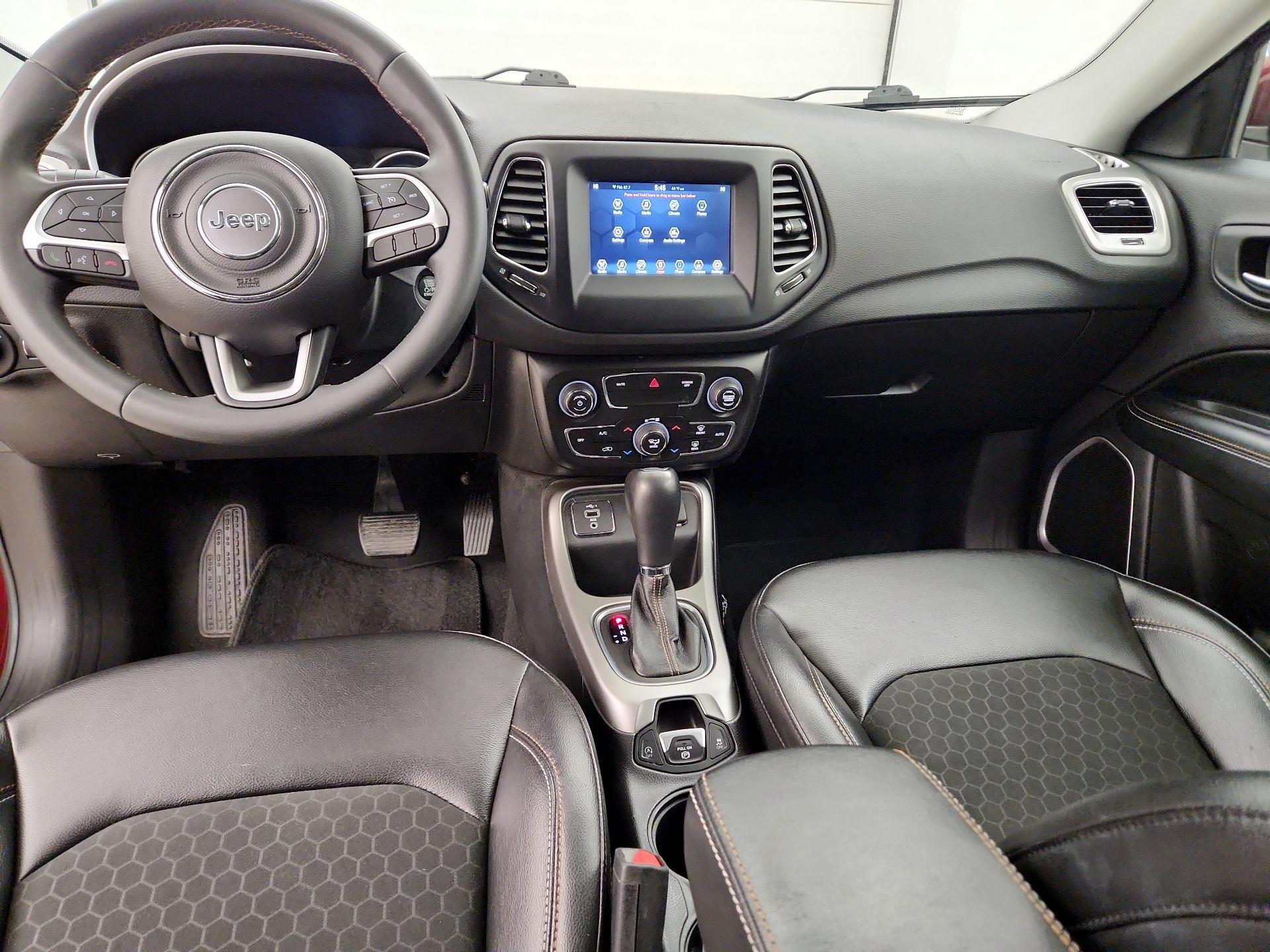 Thumbnail: 2021 Jeep Compass - 9