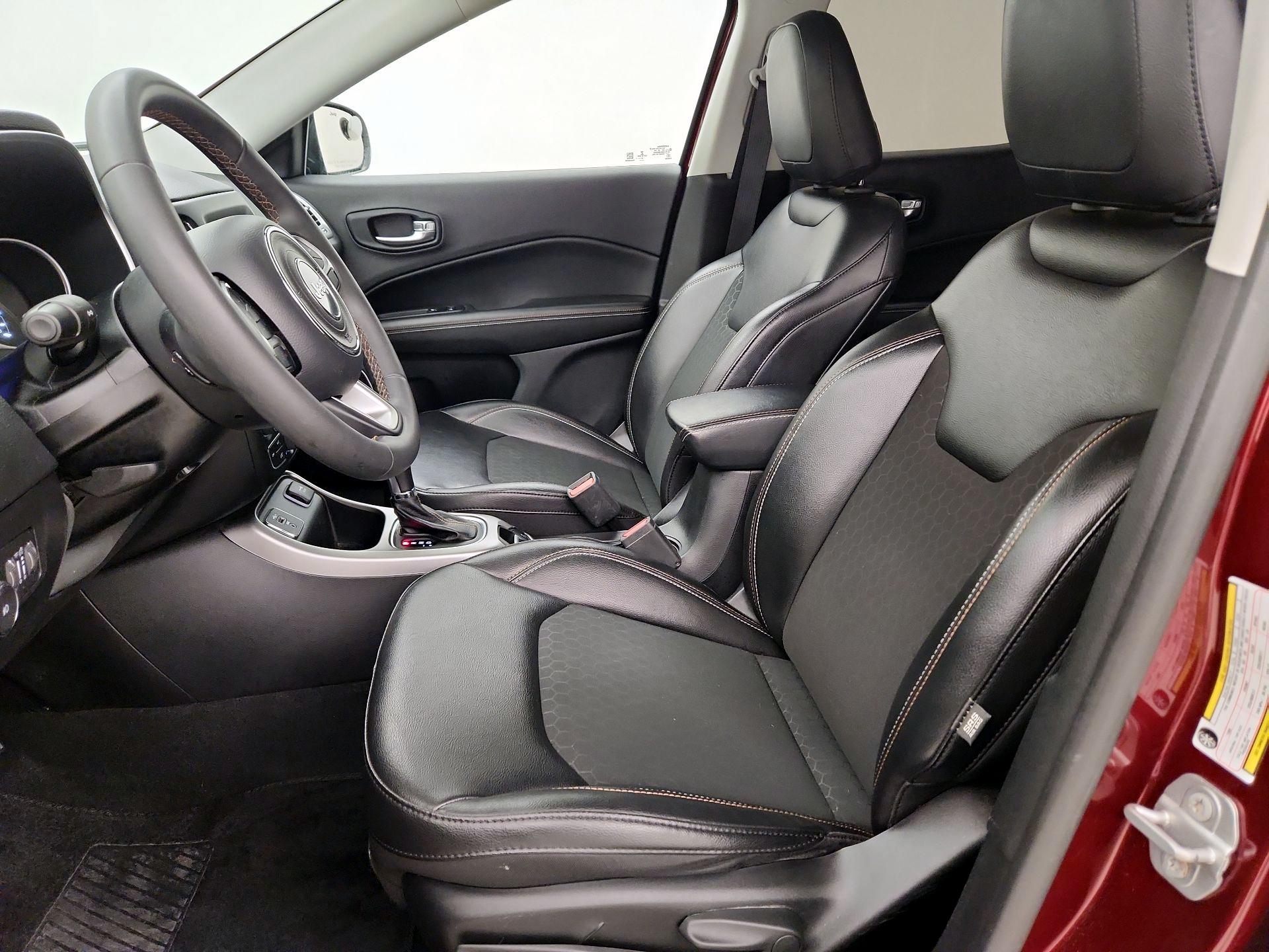 Thumbnail: 2021 Jeep Compass - 11