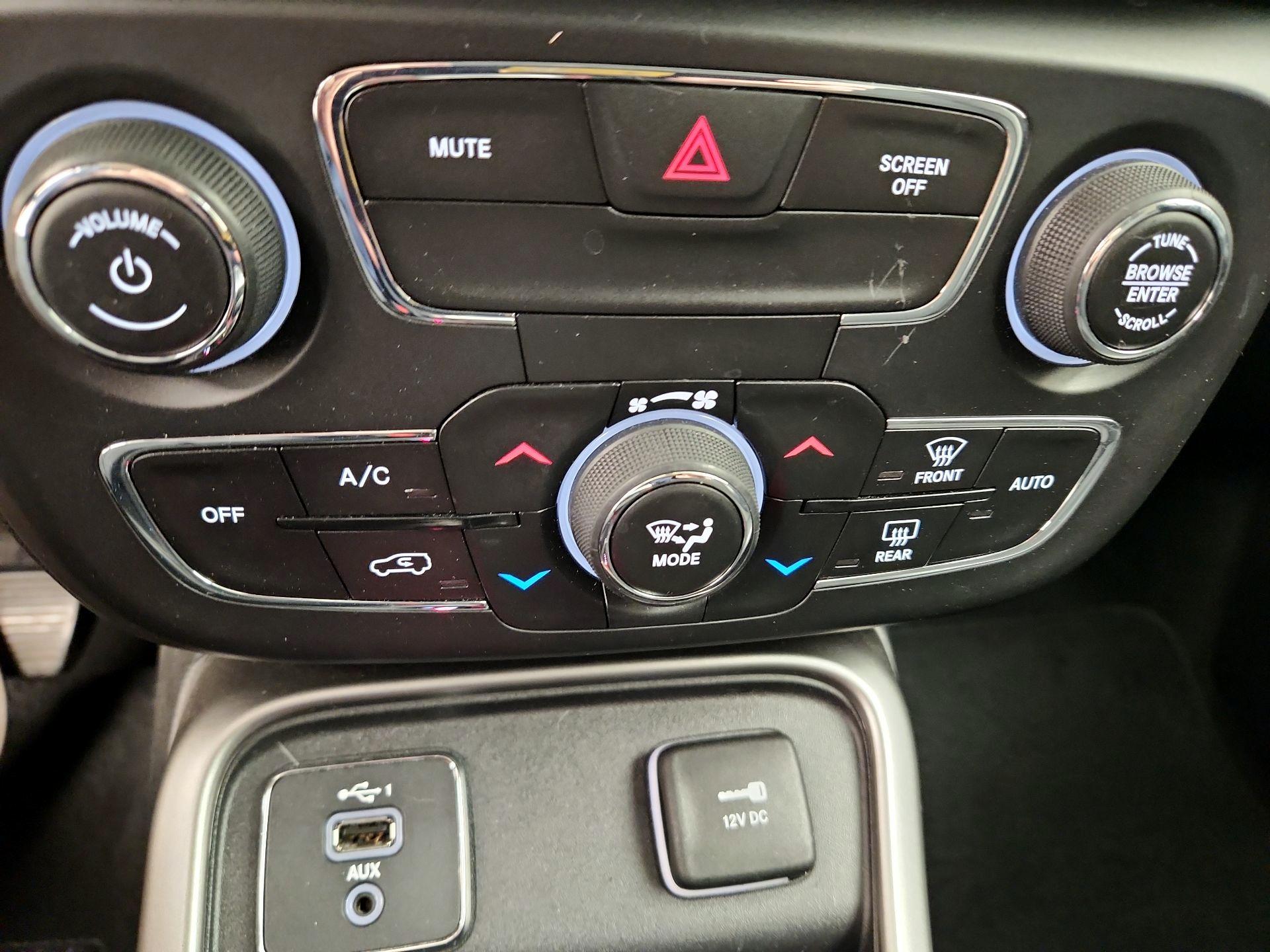 Thumbnail: 2021 Jeep Compass - 16