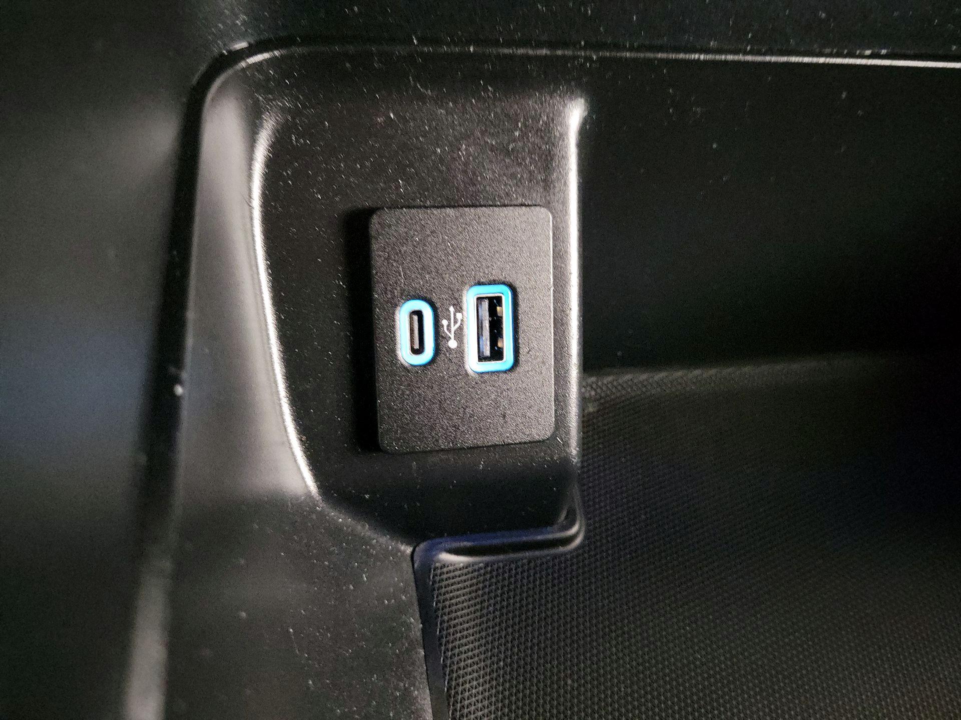 Thumbnail: 2022 Ford F-150 - 16