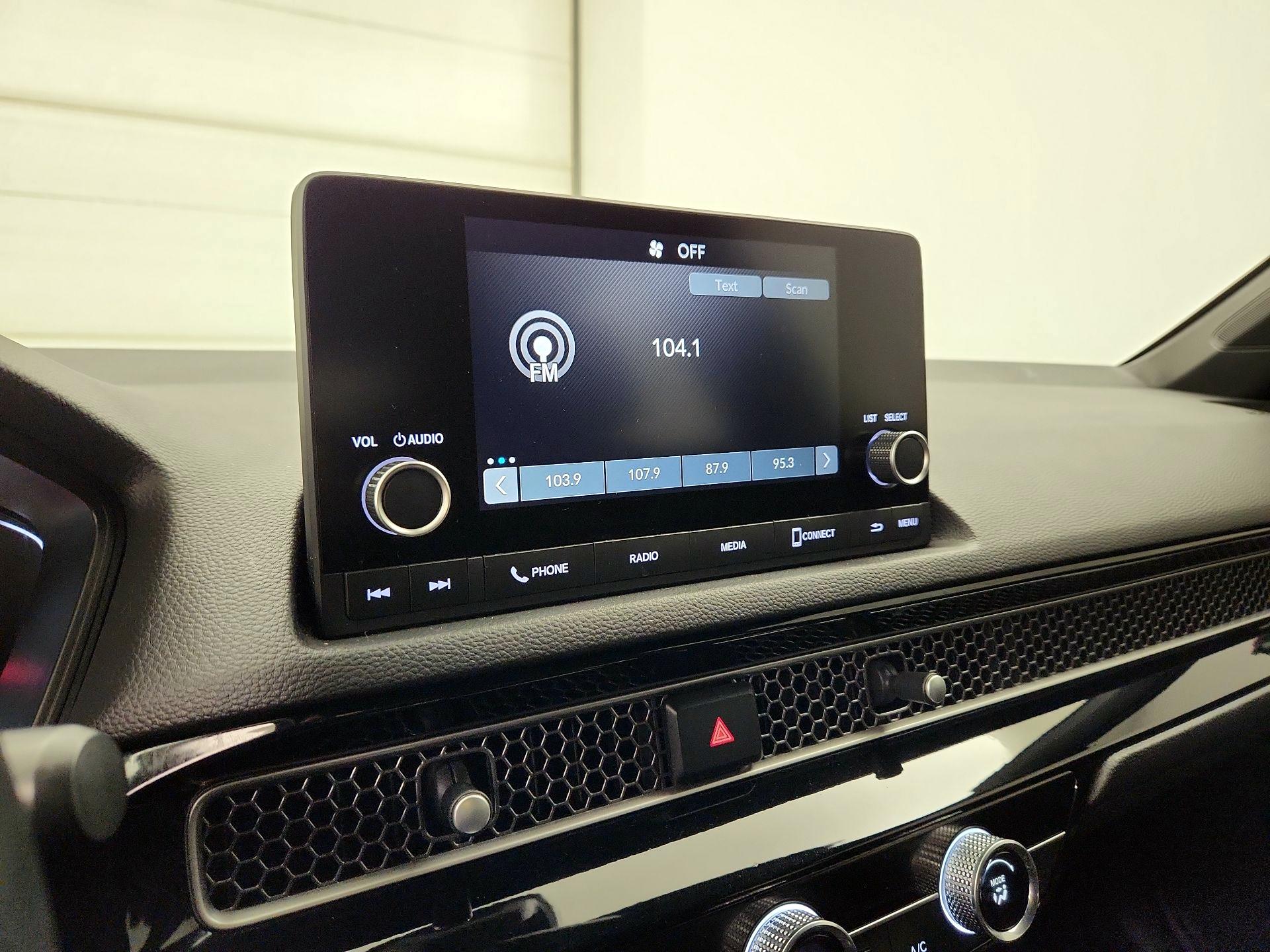 Thumbnail: 2022 Honda Civic - 15