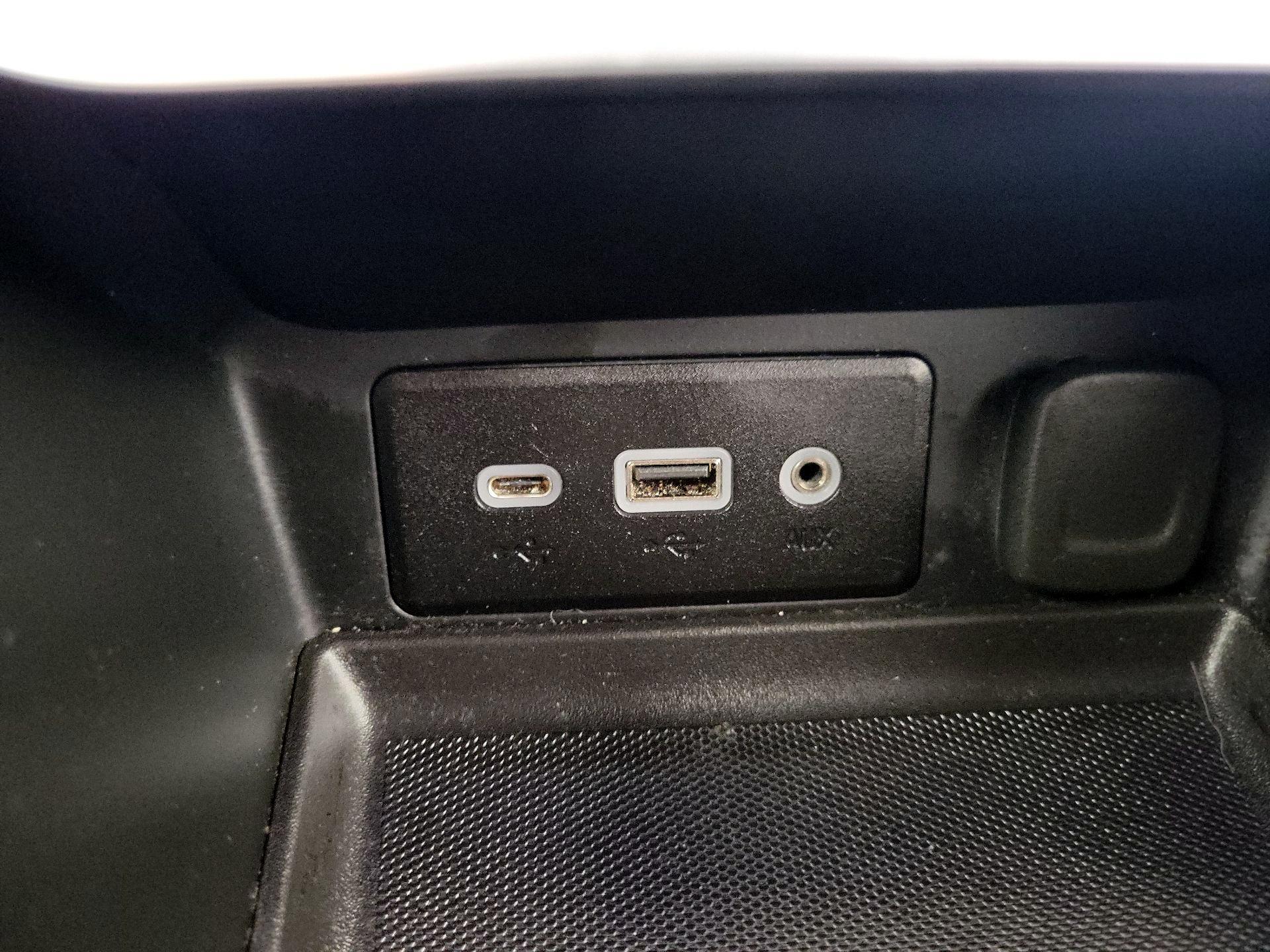 Thumbnail: 2020 GMC Terrain - 16