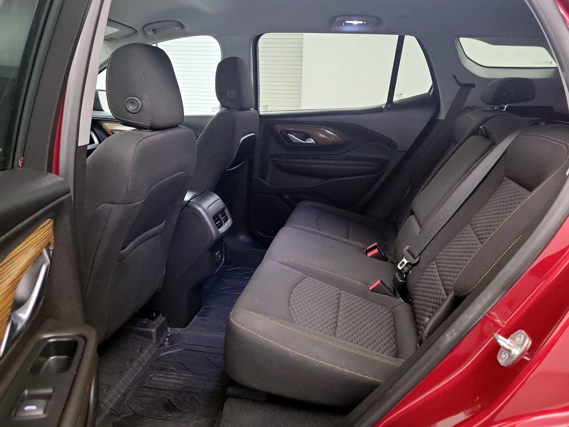 Thumbnail: 2020 GMC Terrain - 17