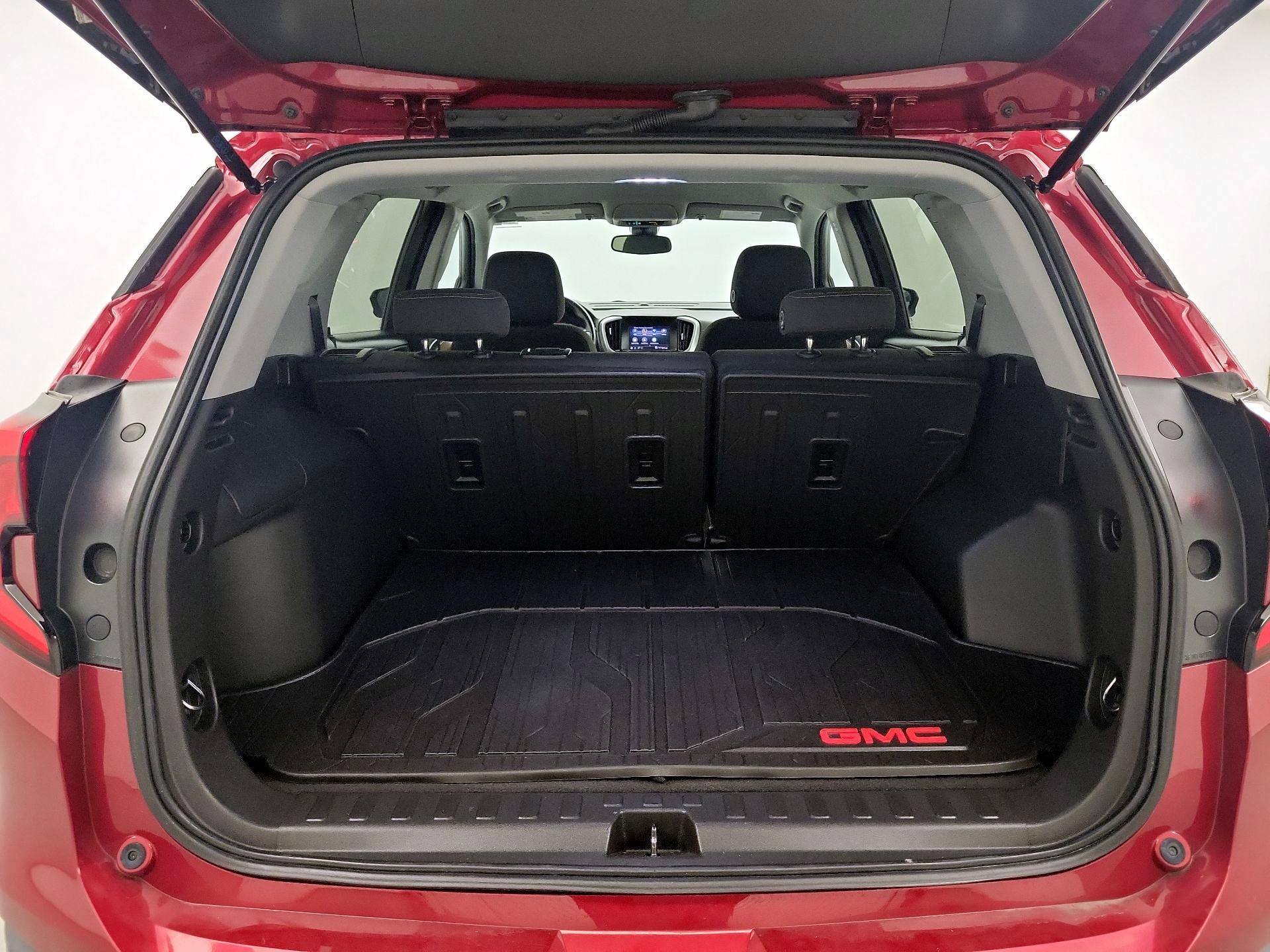 Thumbnail: 2020 GMC Terrain - 18