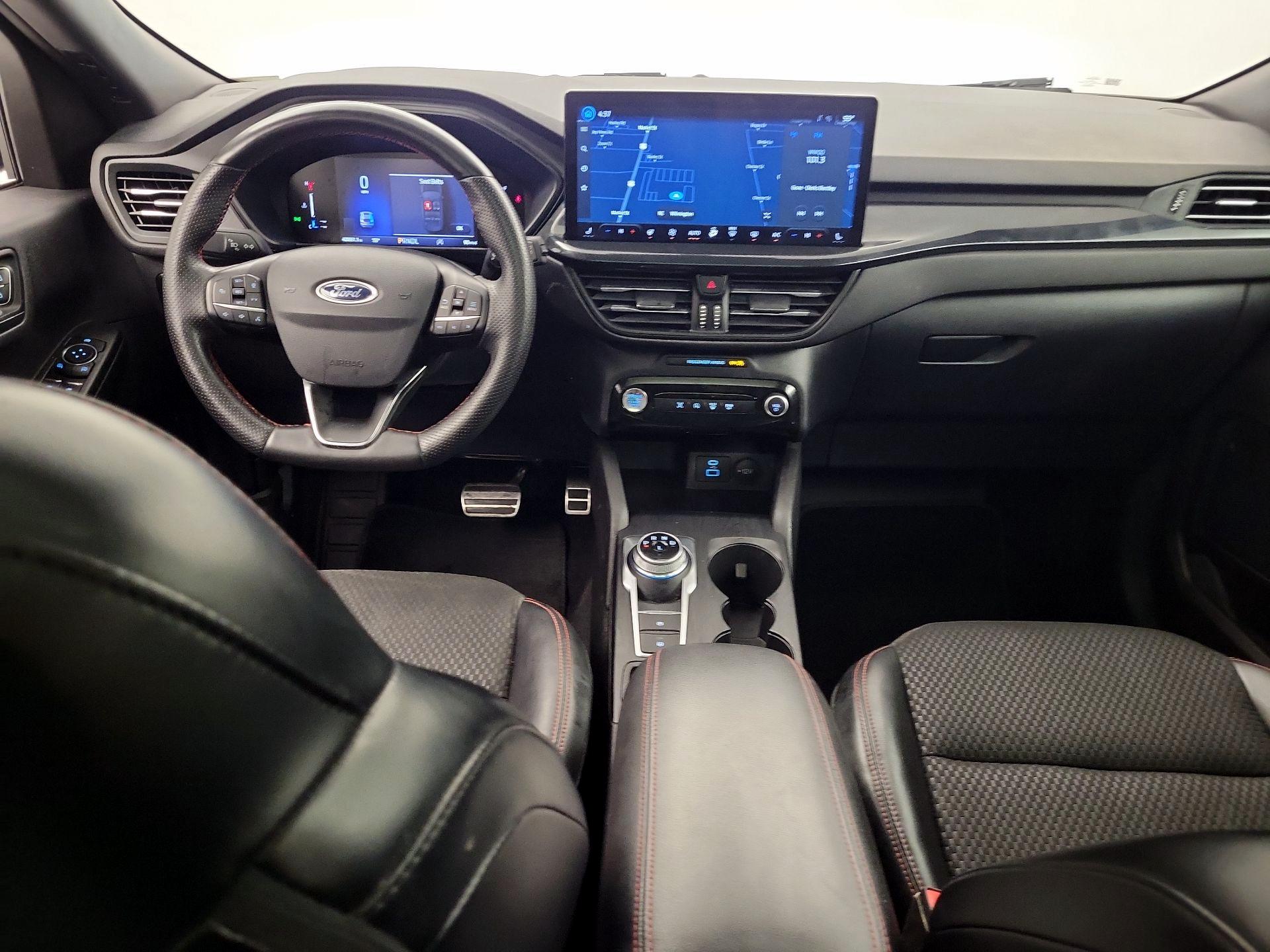 Thumbnail: 2023 Ford Escape - 8