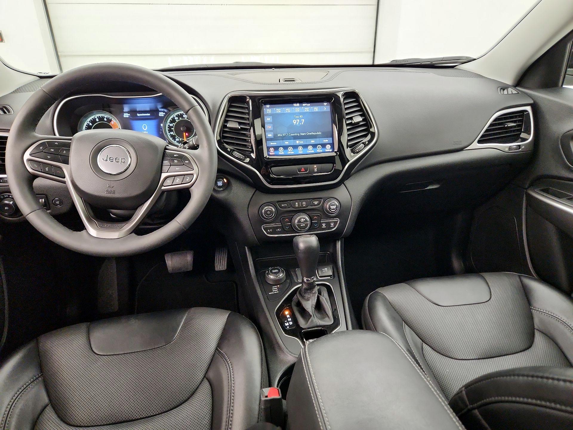 Thumbnail: 2022 Jeep Cherokee - 9