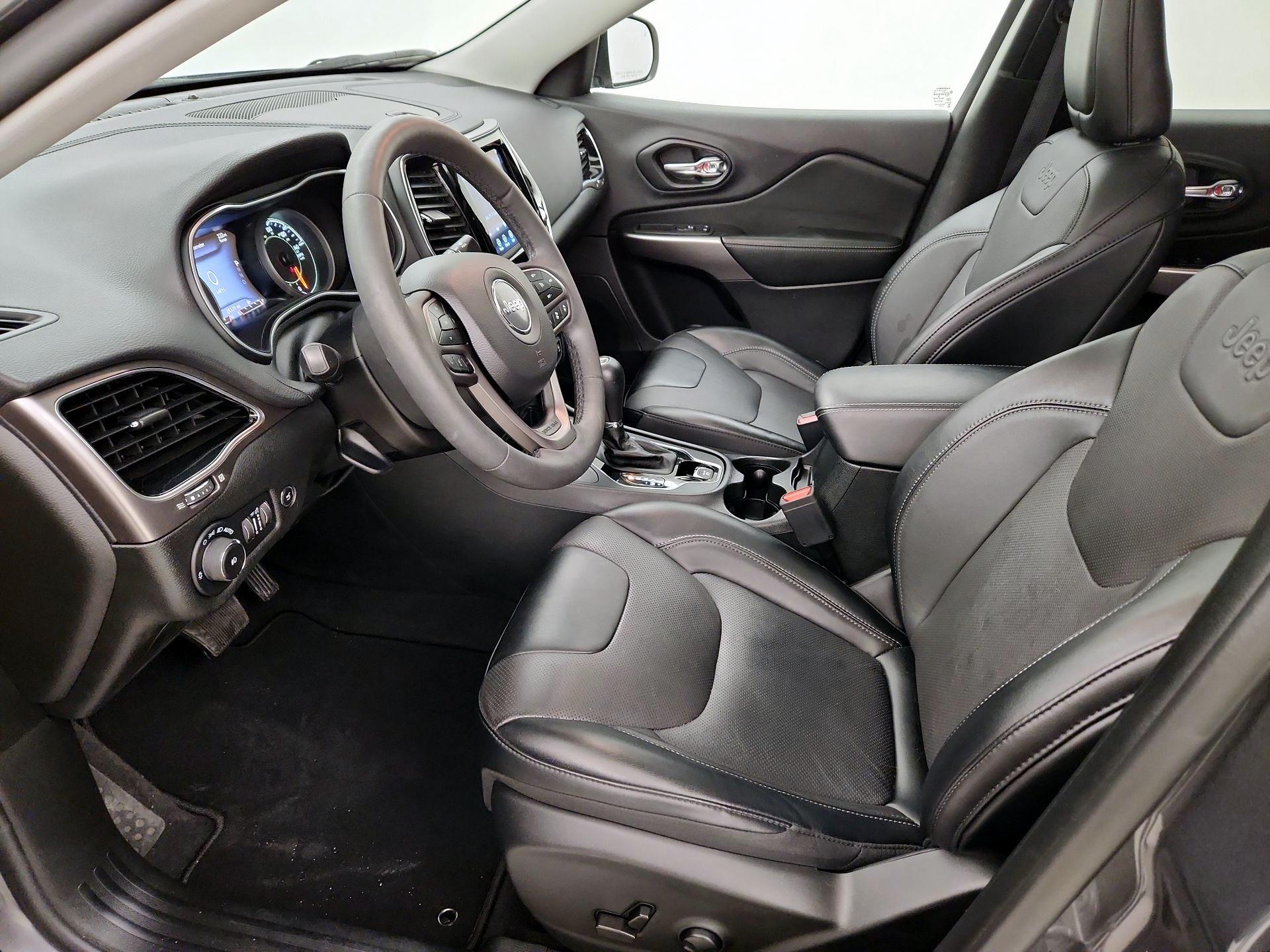 Thumbnail: 2022 Jeep Cherokee - 11